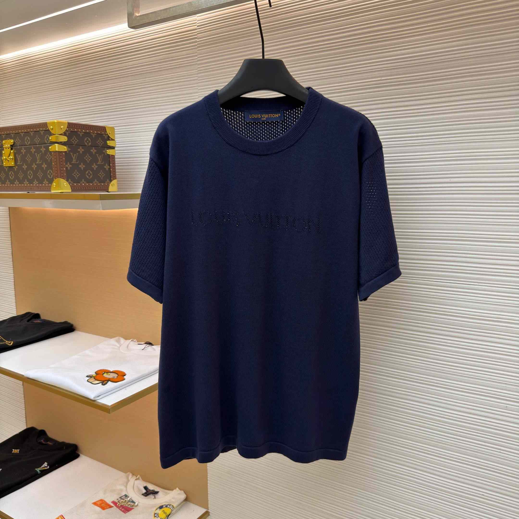 Louis Vuitton Cotton-Cashmere Short-Sleeved Crewneck 1AK6XR - FashionPlug