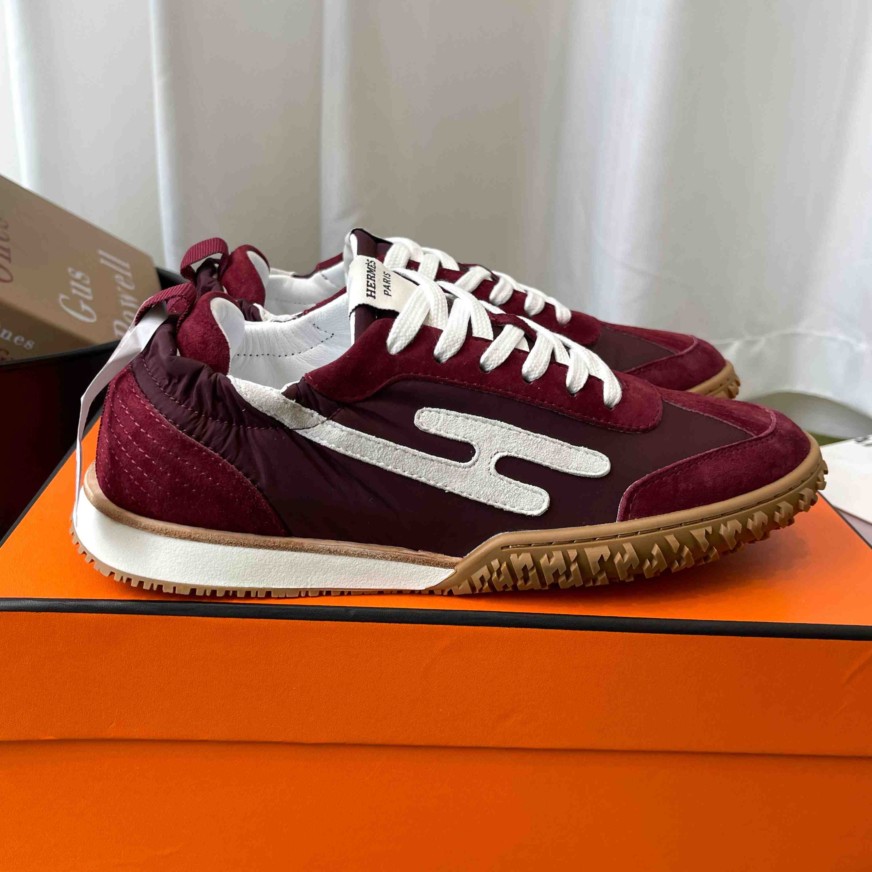 Hermes Jet Sneaker - FashionPlug