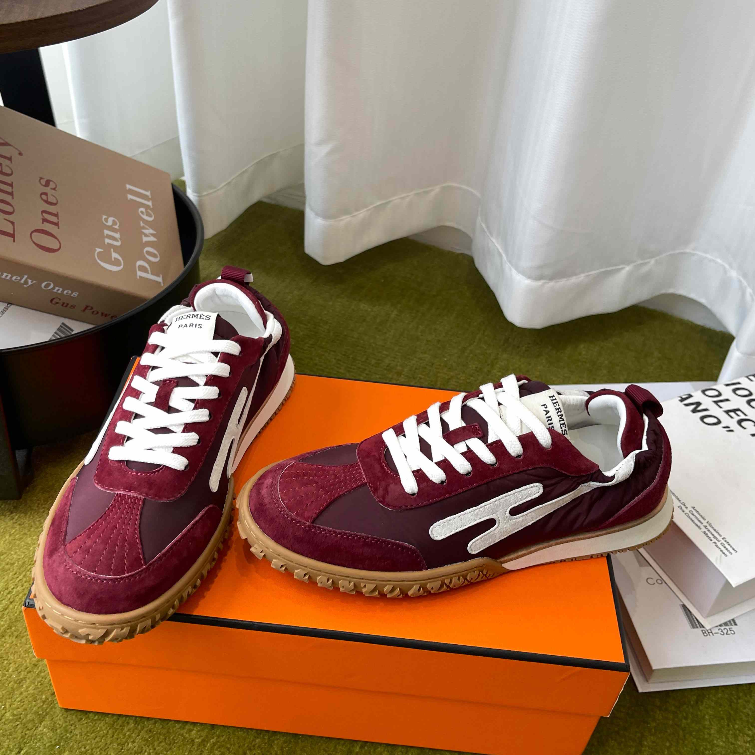 Hermes Jet Sneaker - FashionPlug