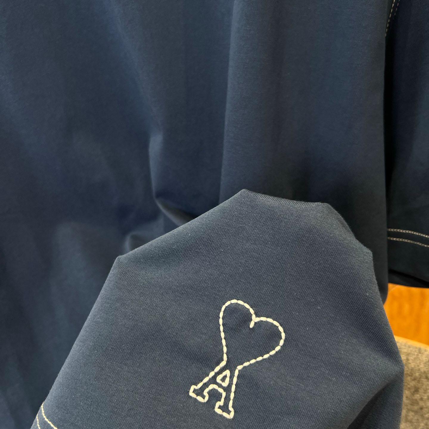 AMI Paris Blue Boxy Fit Topstitched Ami De Coeur T-shirt - FashionPlug