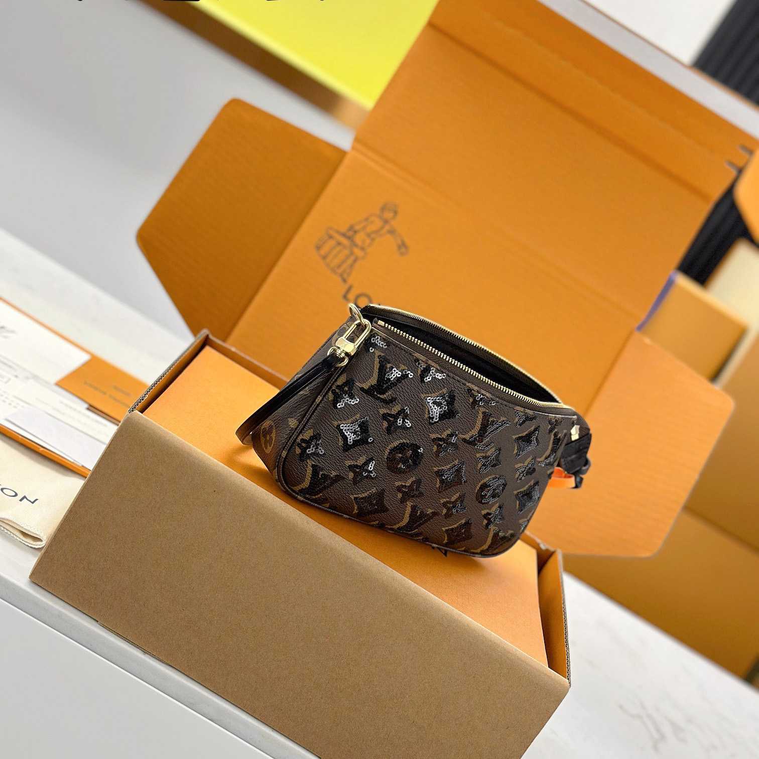 Louis Vuitton Pochette Accessoires M26473 - FashionPlug