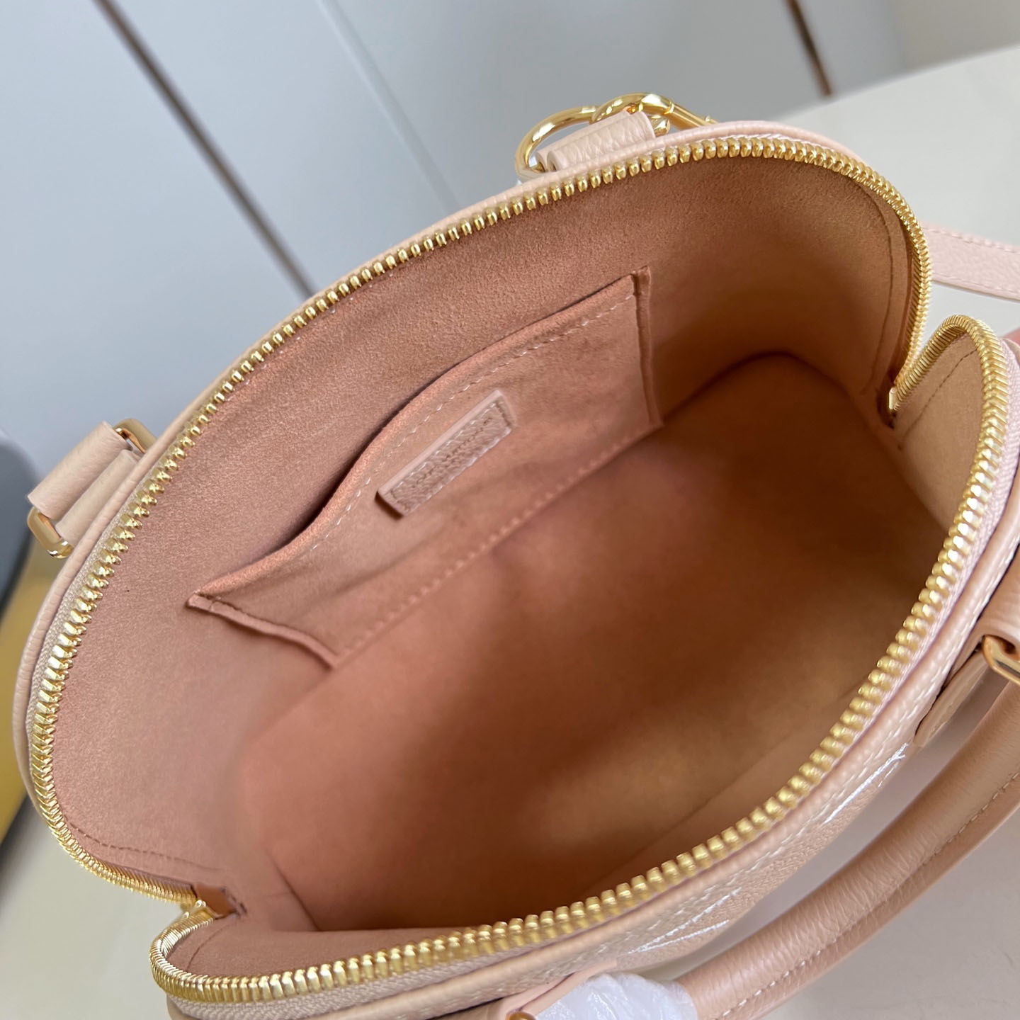 Louis Vuitton Alma BB M28458 - FashionPlug