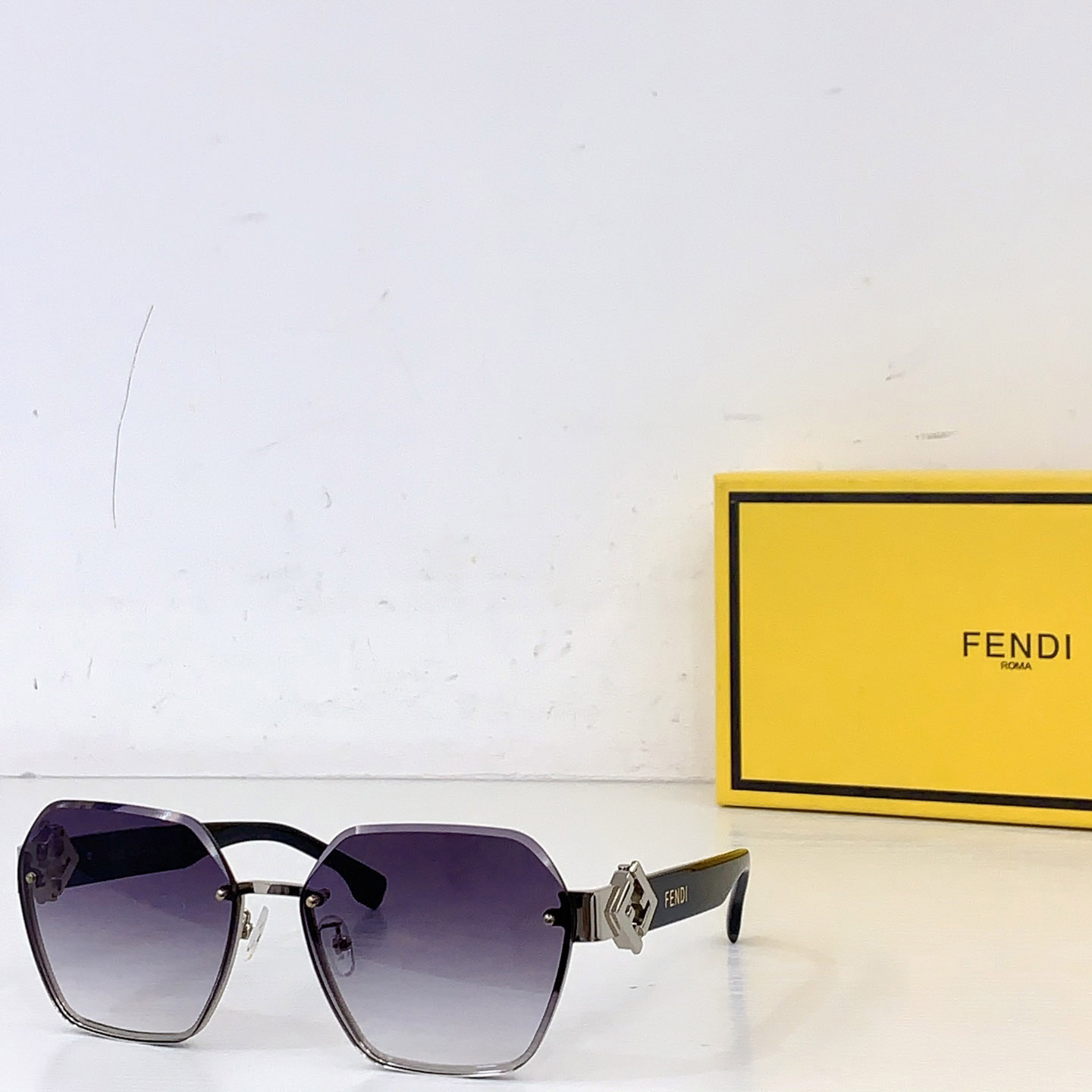 Fendi FE  40152I Sunglasses   - FashionPlug
