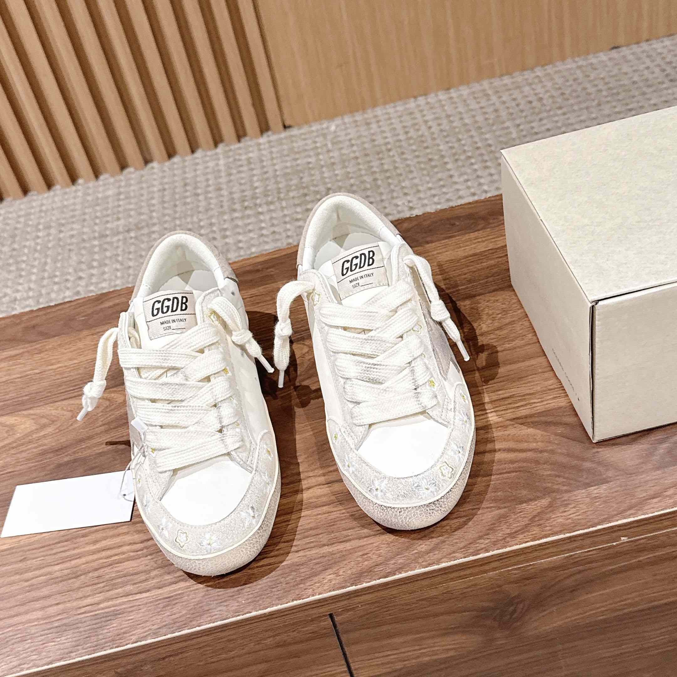 Golden Goose Super-Star Sneakers - FashionPlug