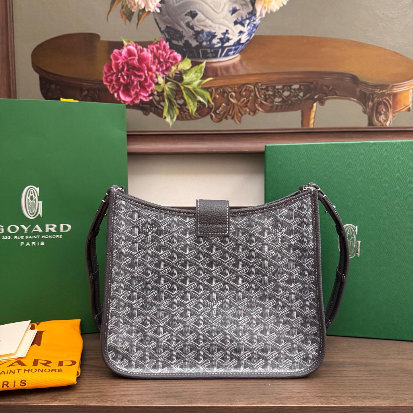 Goyard Musette Bag - FashionPlug
