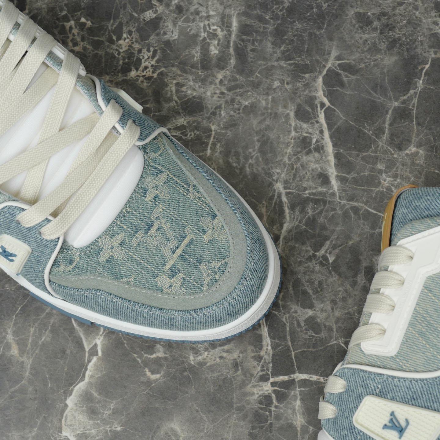 Louis Vuitton LV Trainer Sneaker  1AKCFF - FashionPlug