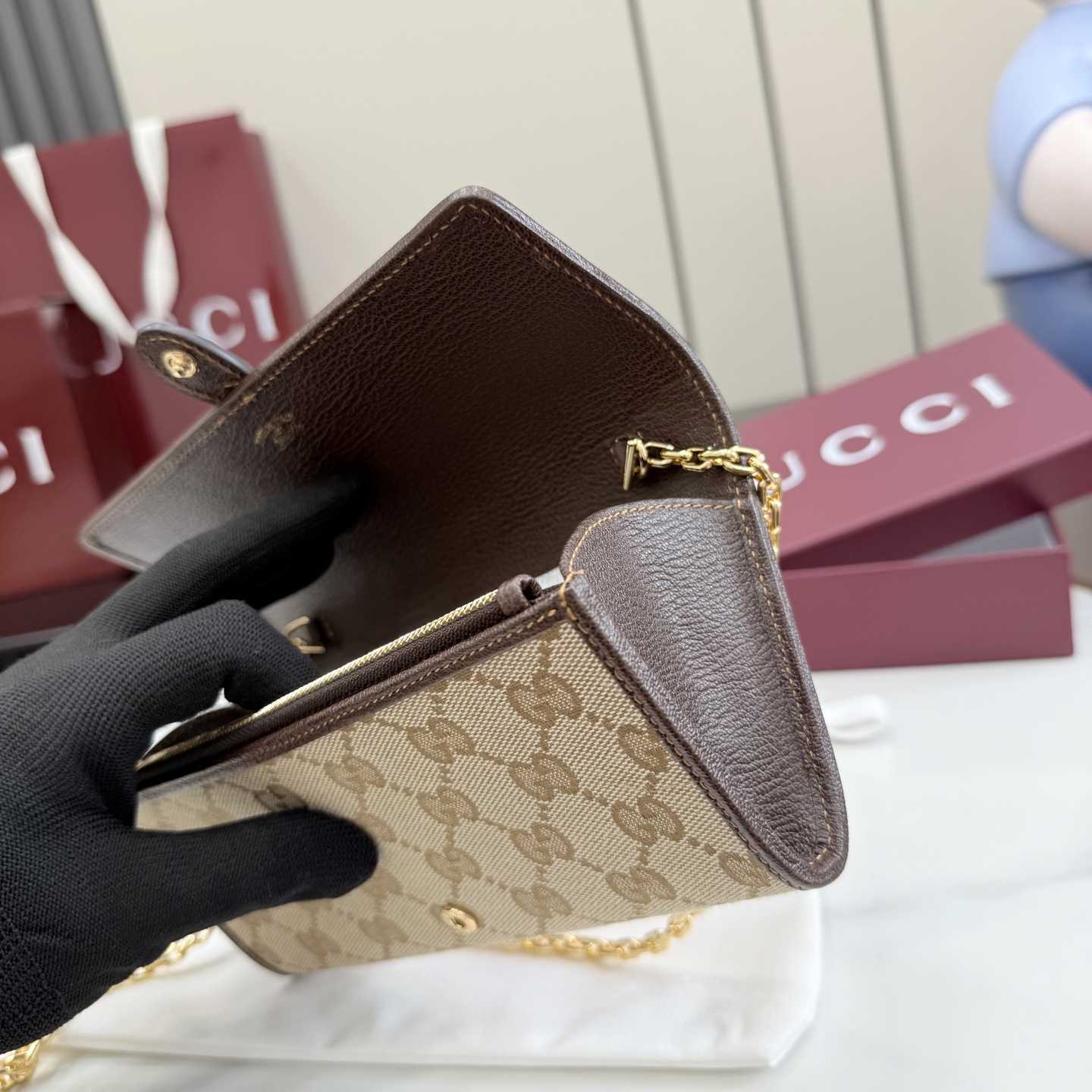 Gucci Jackie Wallet On Chain - FashionPlug