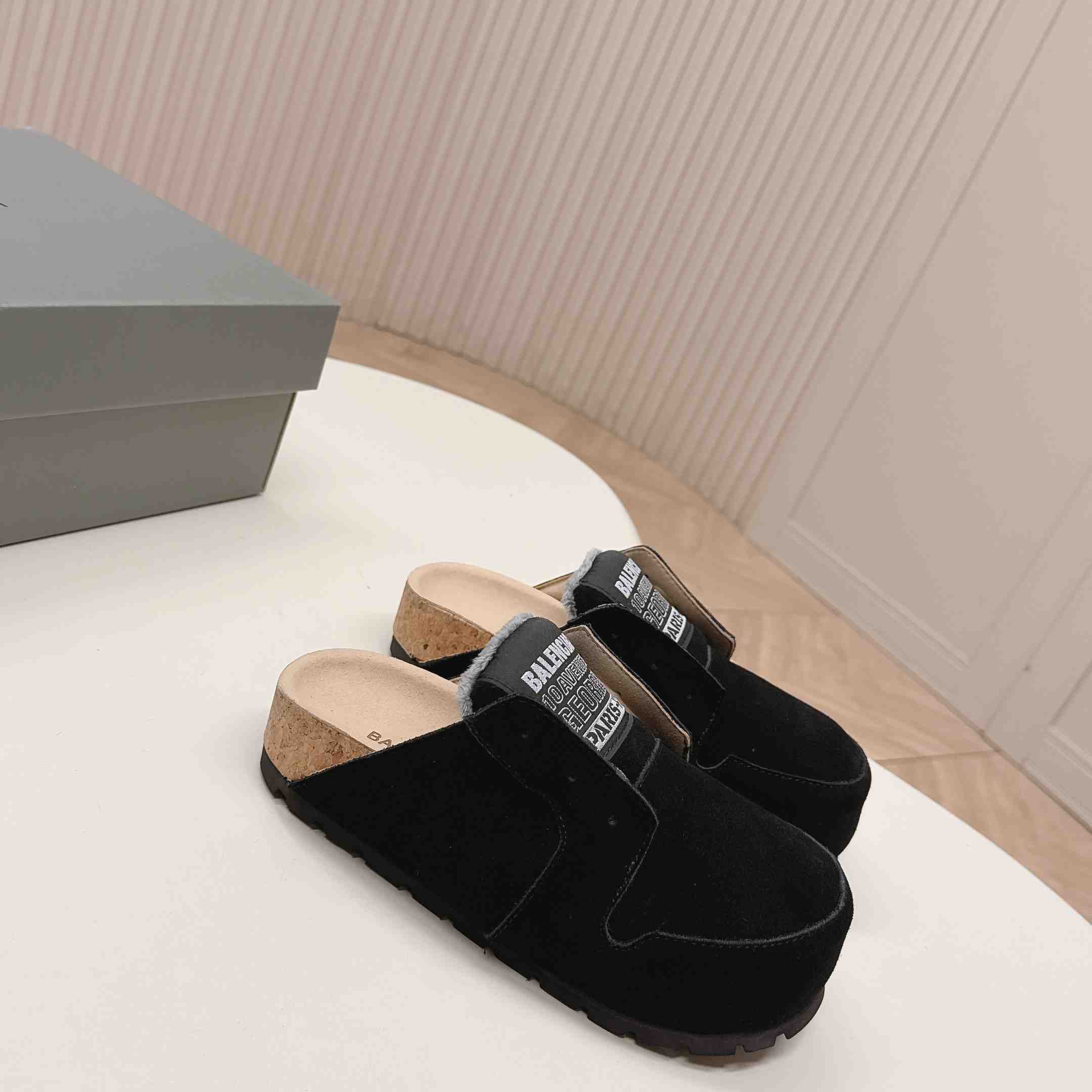 Balenciaga Dumbo Mule In Black - FashionPlug