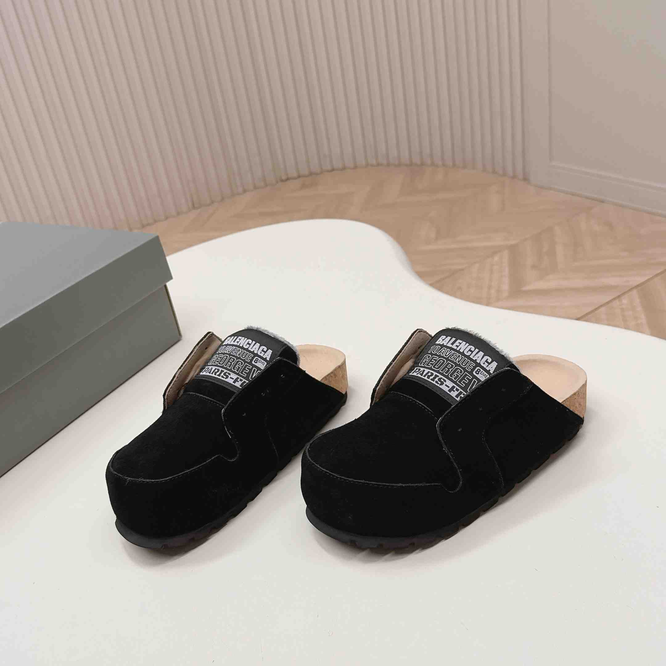 Balenciaga Dumbo Mule In Black - FashionPlug