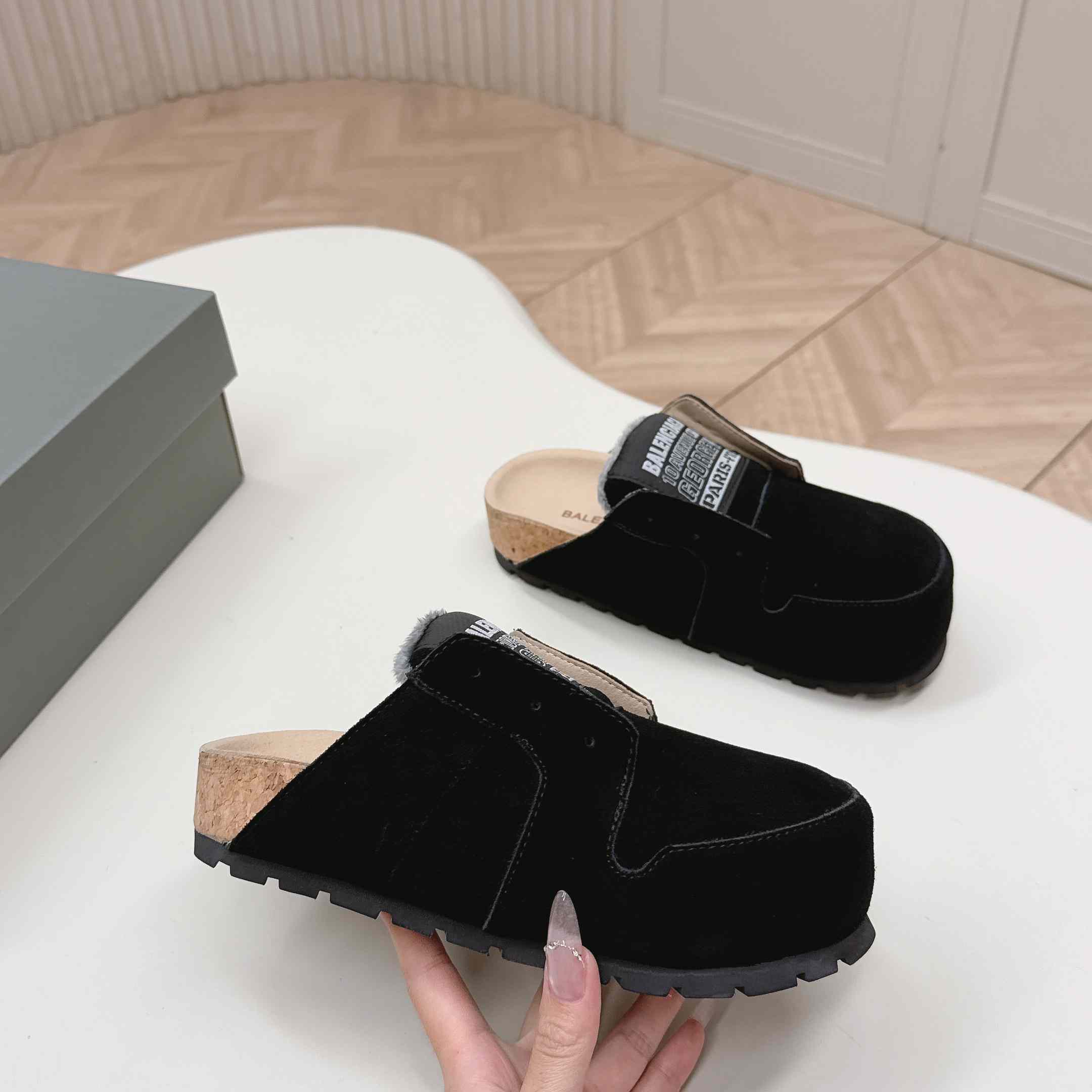 Balenciaga Dumbo Mule In Black - FashionPlug