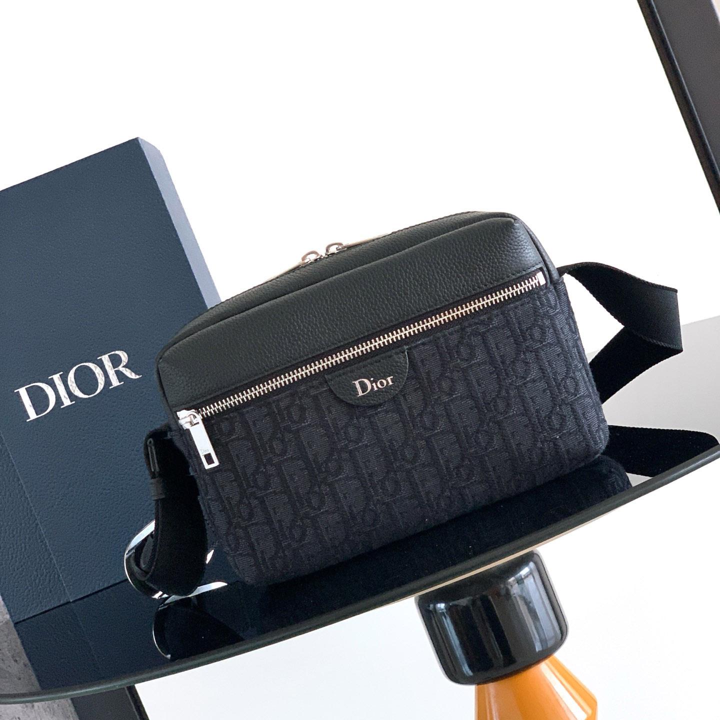 Dior Rider Zipped Messenger Bag - FashionPlug