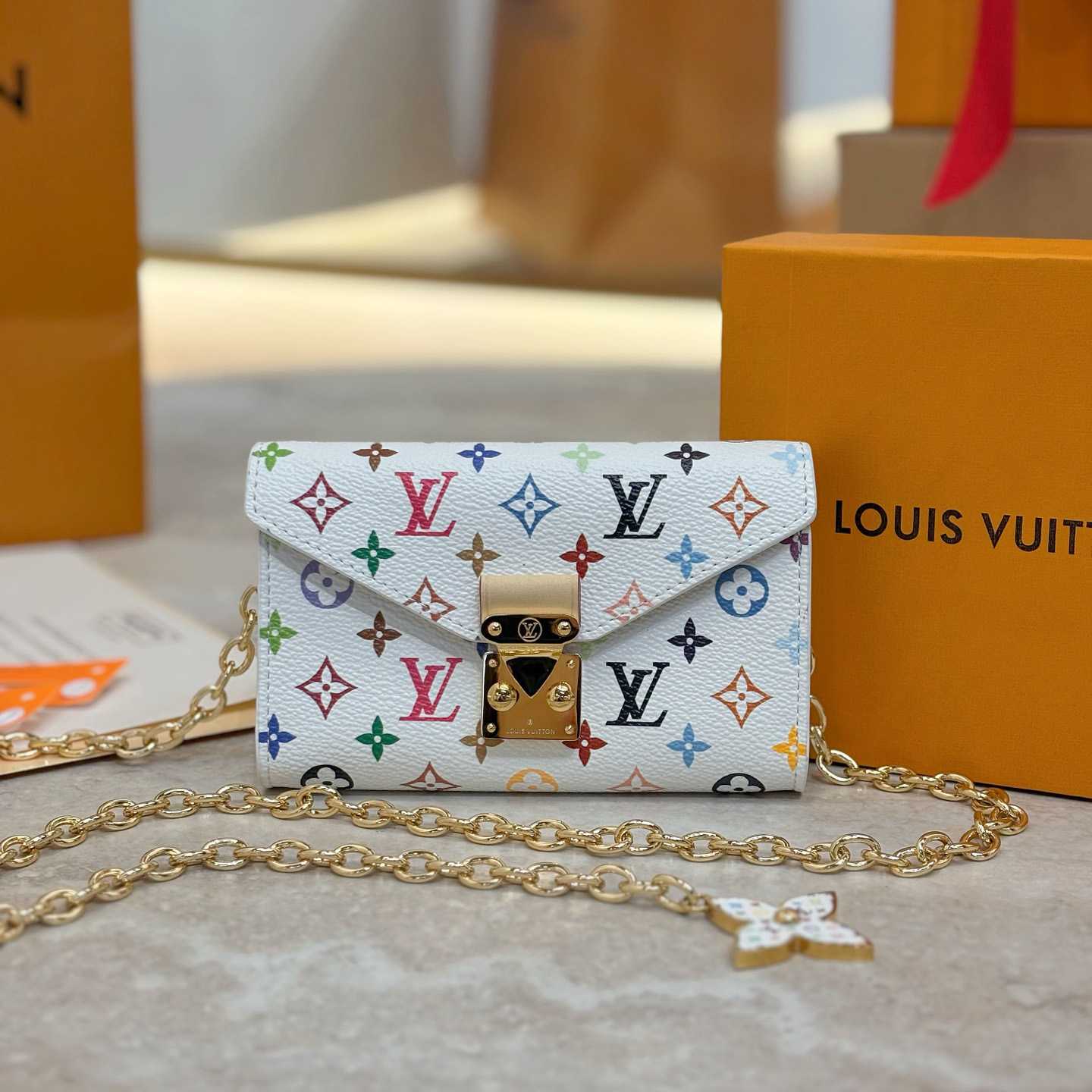 Louis Vuitton LV x TM Pouch Metis Belt M4625Z - FashionPlug