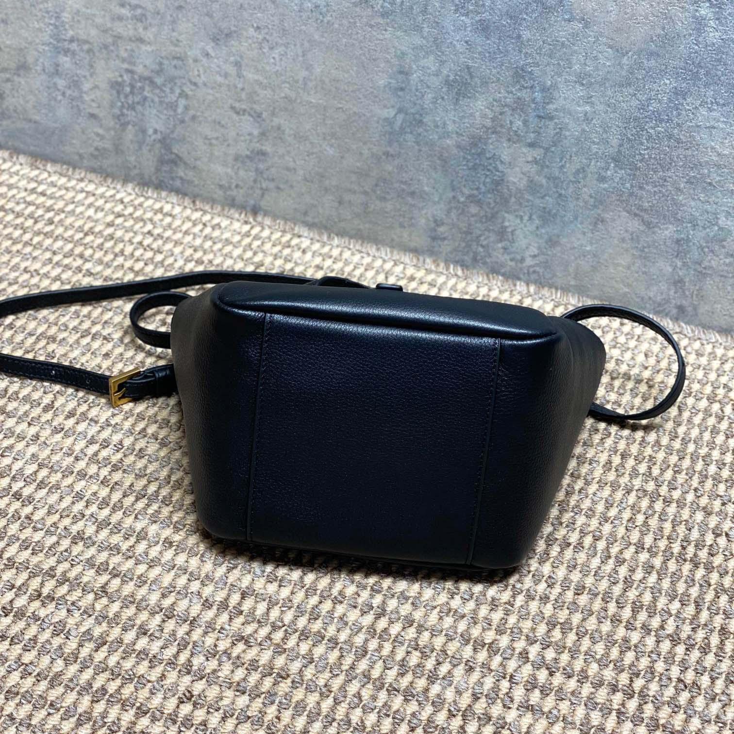 Saint Laurent LE 5 À 7 BABY BEA In Grained Leather - FashionPlug