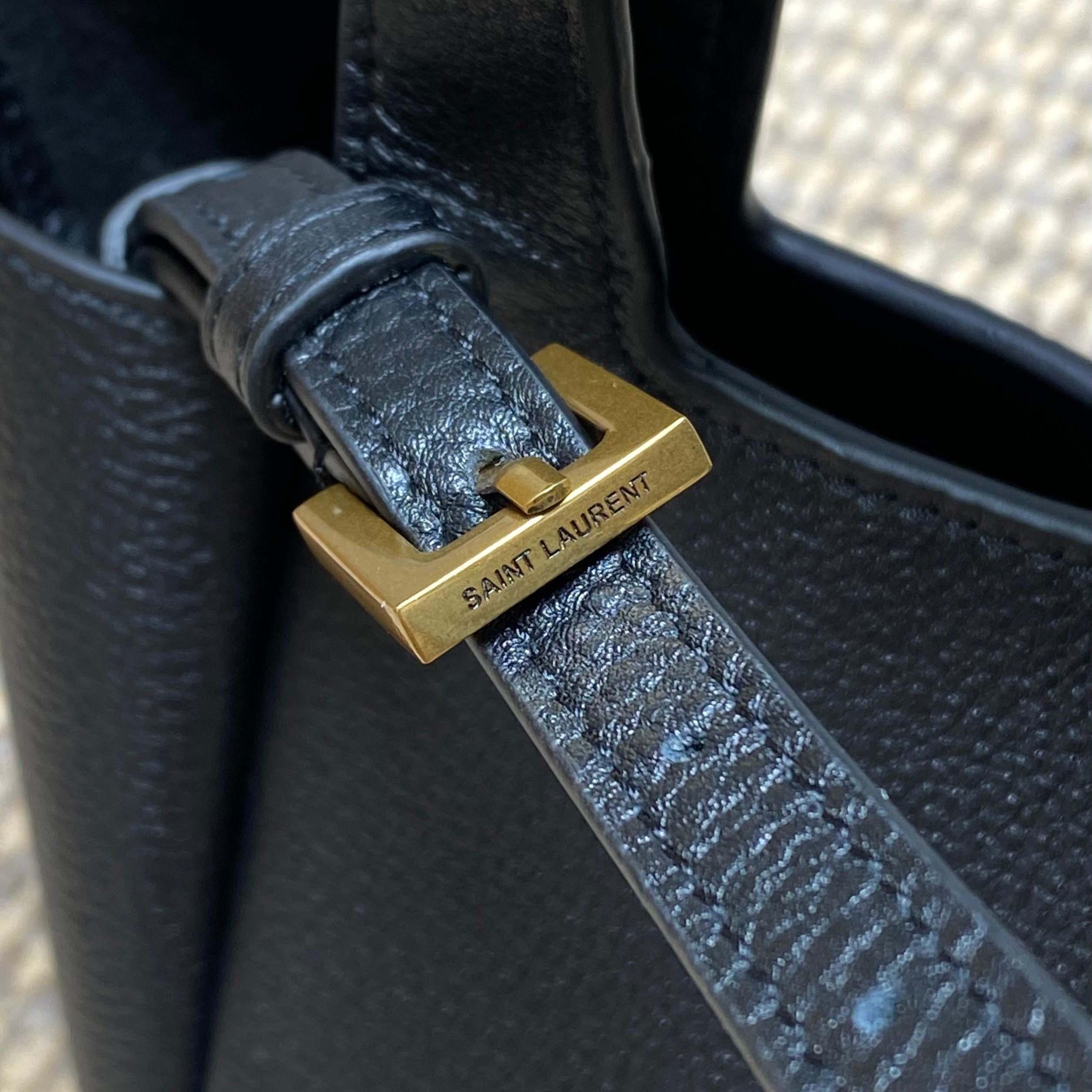 Saint Laurent LE 5 À 7 BABY BEA In Grained Leather - FashionPlug