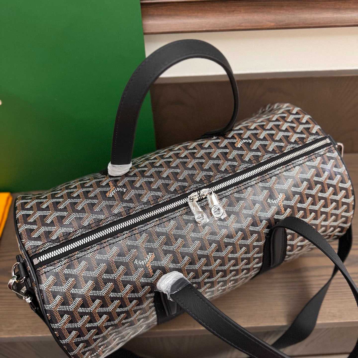 Goyard Barrel 40 Sports Bag - FashionPlug