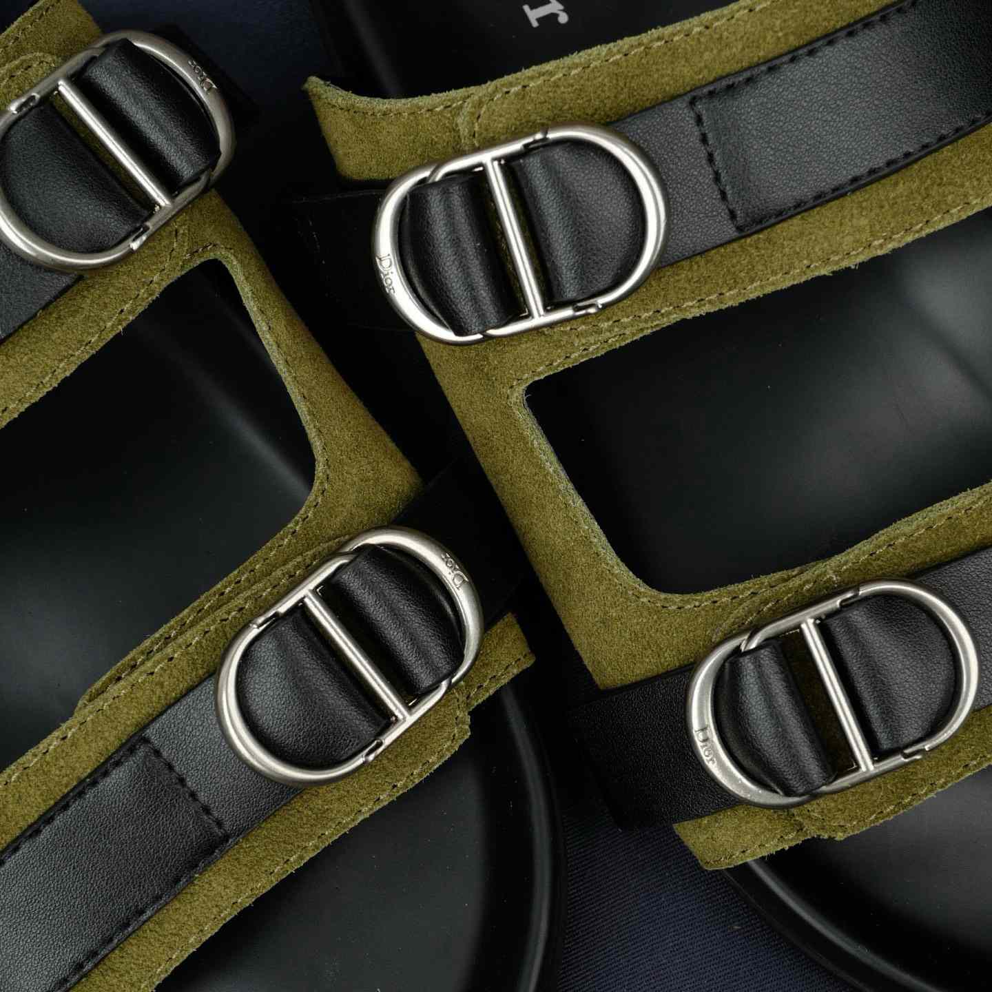 Dior Aqua Sandal - FashionPlug