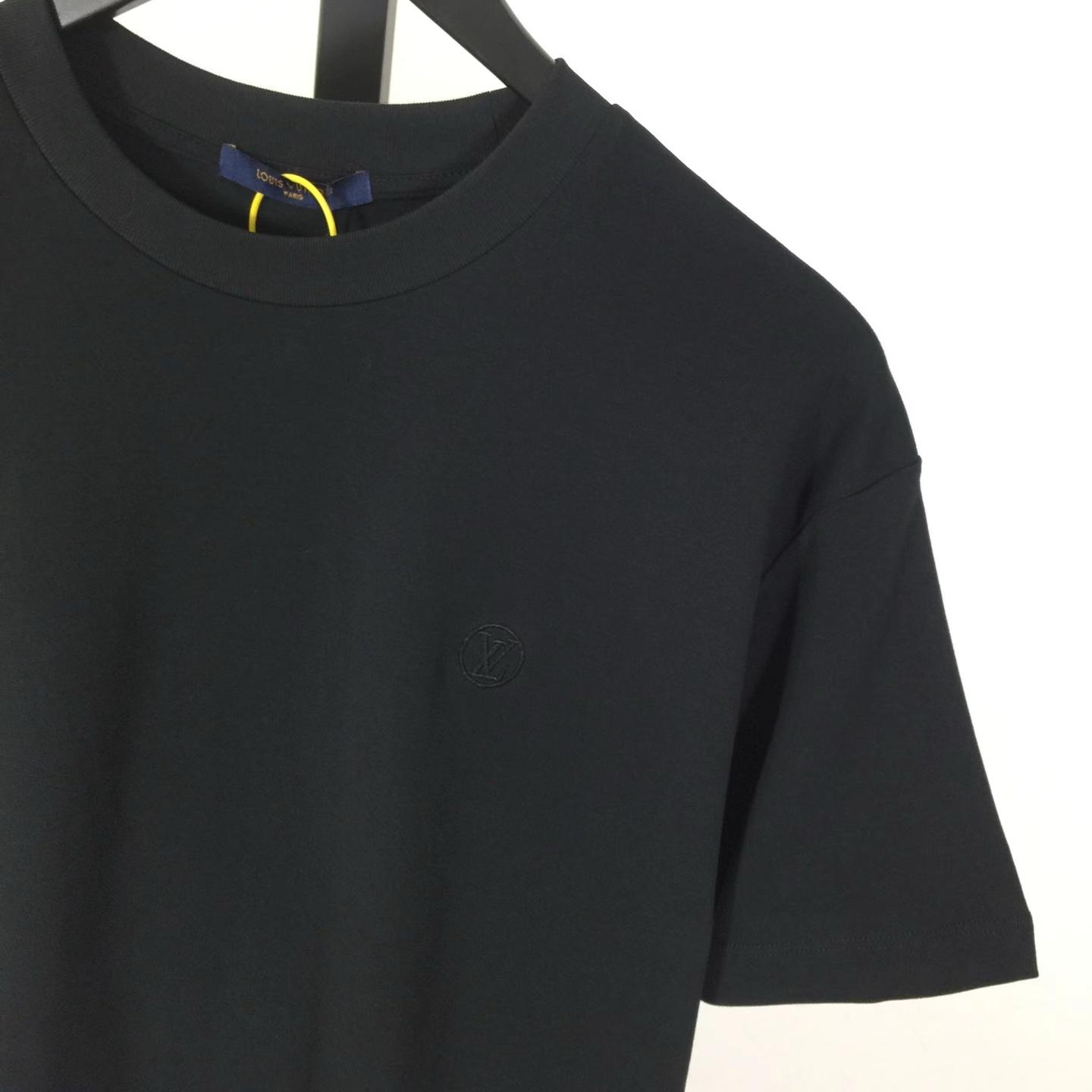 Louis Vuitton Embroidered Logo T-shirt - FashionPlug