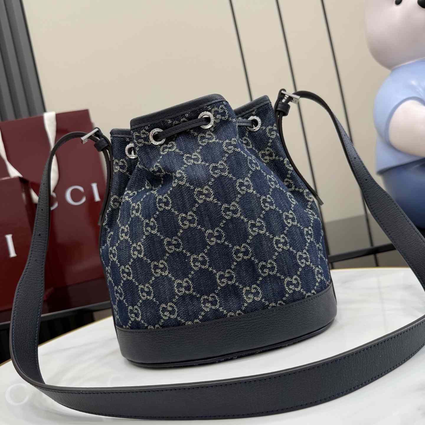 Gucci Venice Small Bucket Bag - FashionPlug
