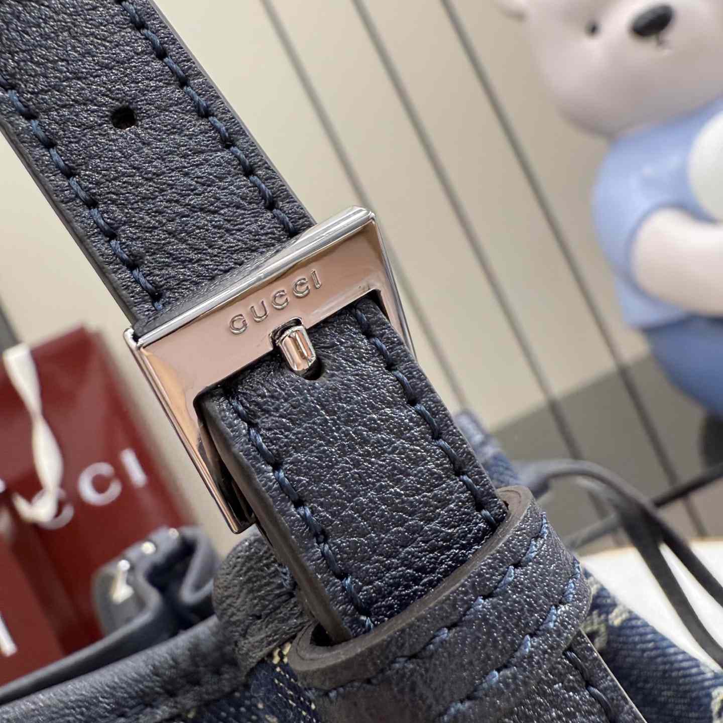 Gucci Venice Small Bucket Bag - FashionPlug