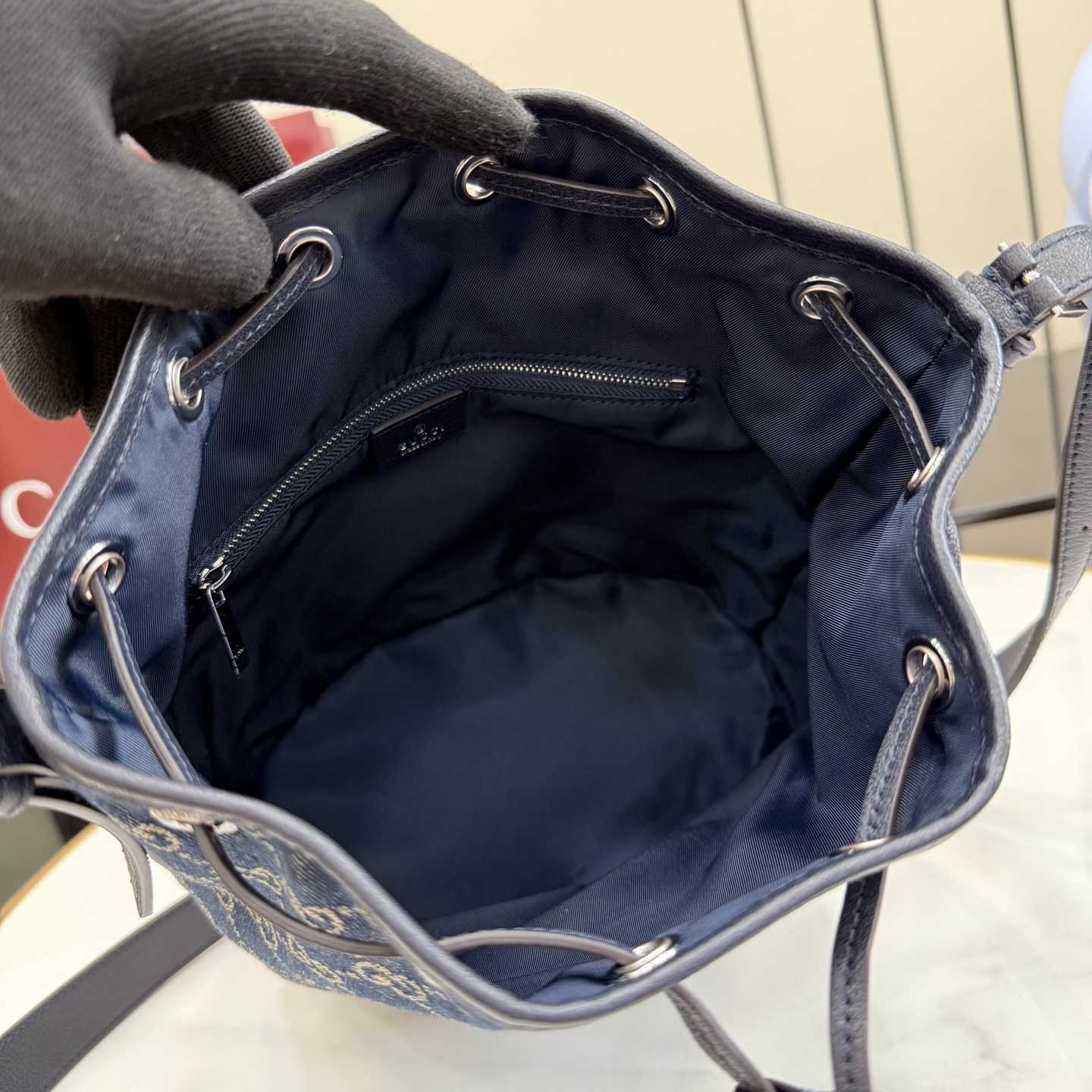 Gucci Venice Small Bucket Bag - FashionPlug