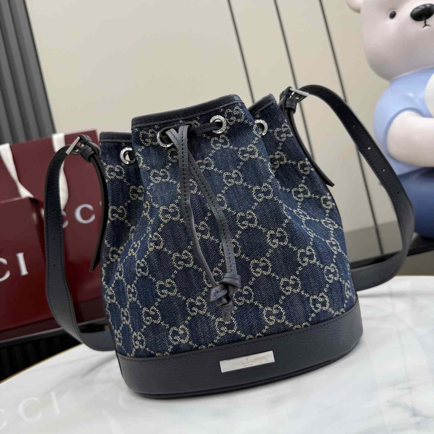 Gucci Venice Small Bucket Bag - FashionPlug