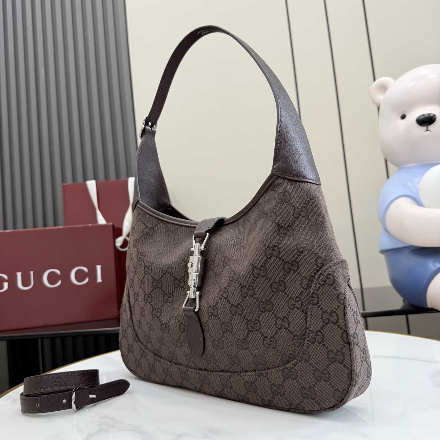 Gucci Jackie 1961 Medium Shoulder Bag - FashionPlug