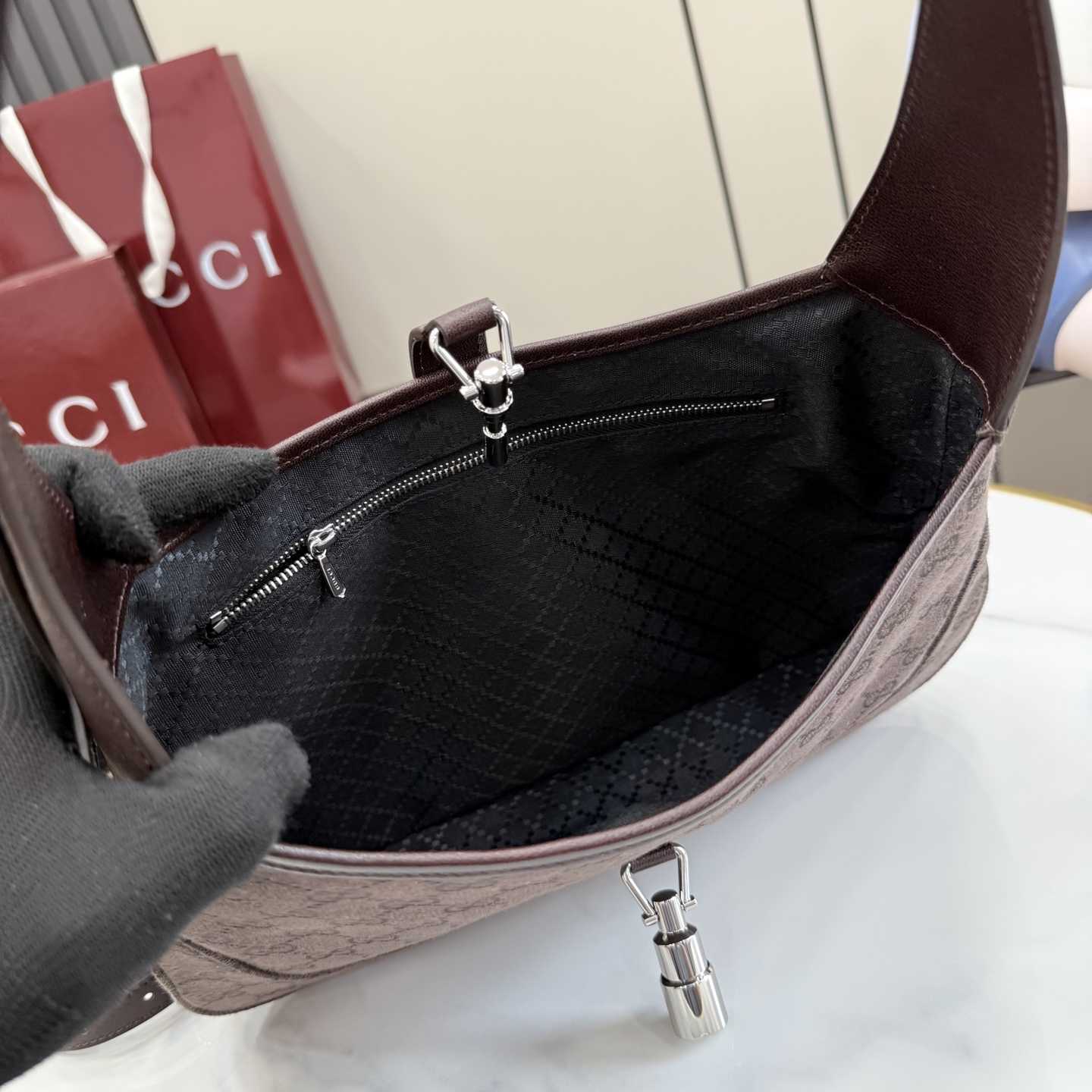 Gucci Jackie 1961 Medium Shoulder Bag - FashionPlug