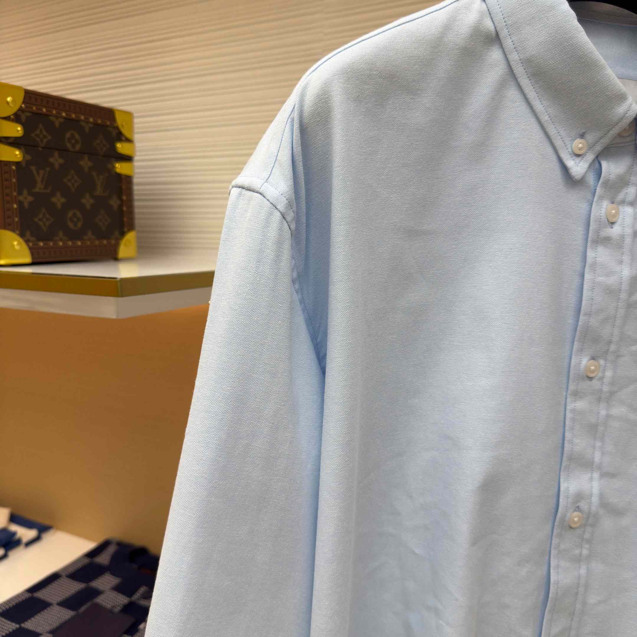 AMI Paris Ami De Coeur Button Down Shirt In Cotton Oxford - FashionPlug