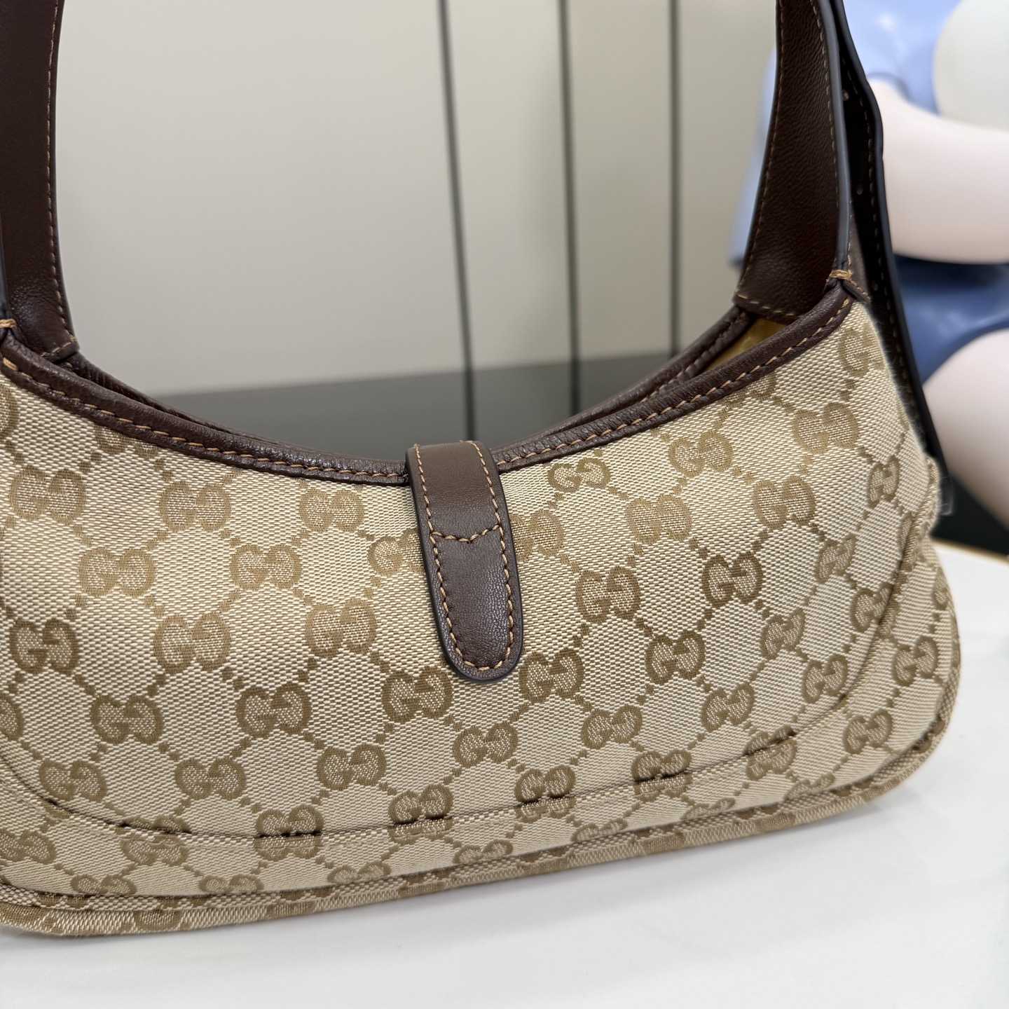 Gucci Jackie Slim Medium Shoulder Bag  - FashionPlug