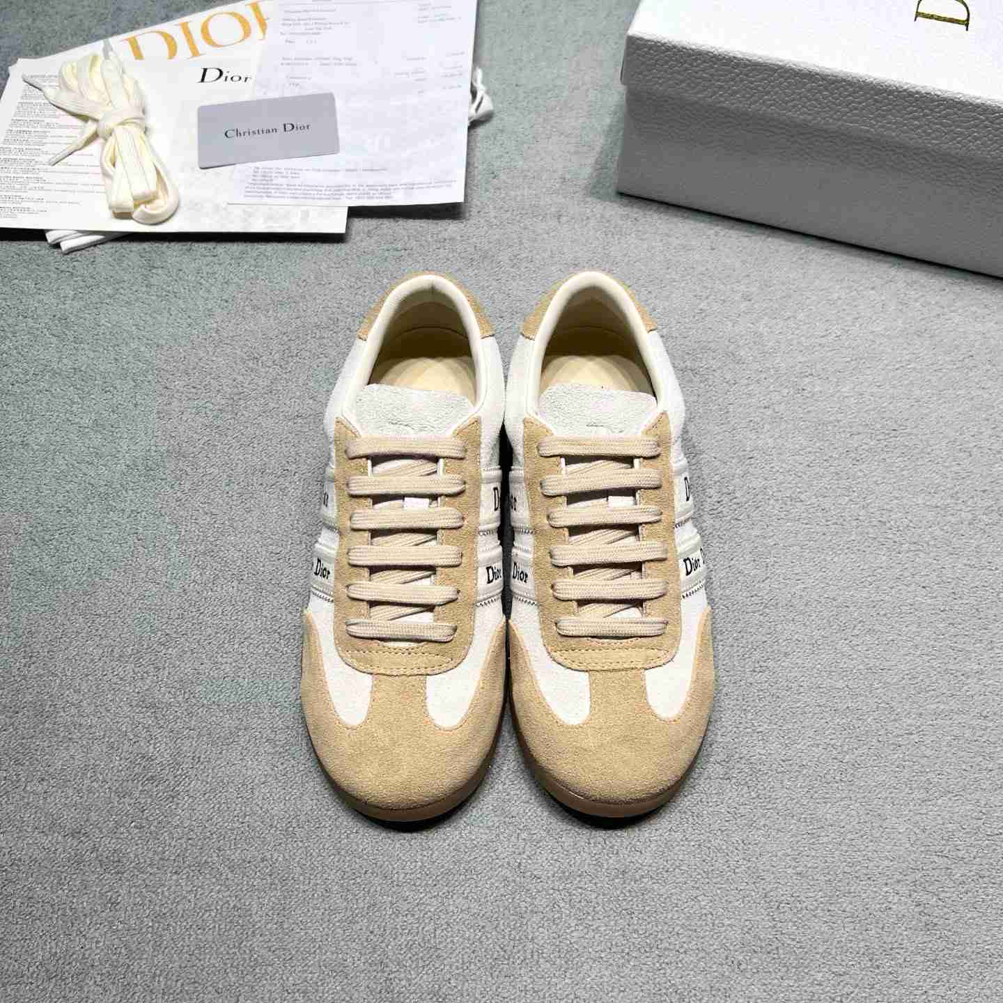 Dior Ribbon Sneaker - FashionPlug