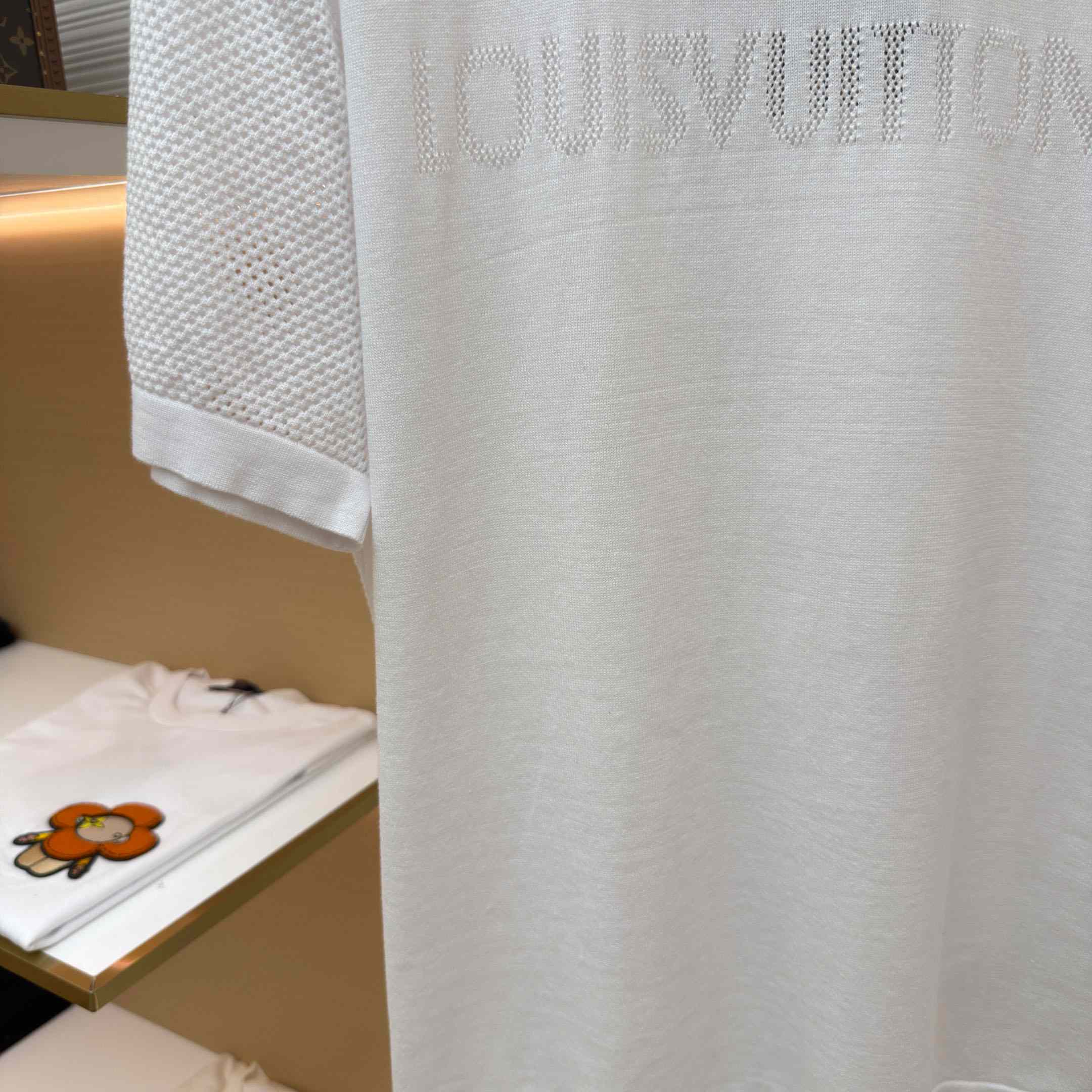 Louis Vuitton Cotton-Cashmere Short-Sleeved Crewneck  - FashionPlug