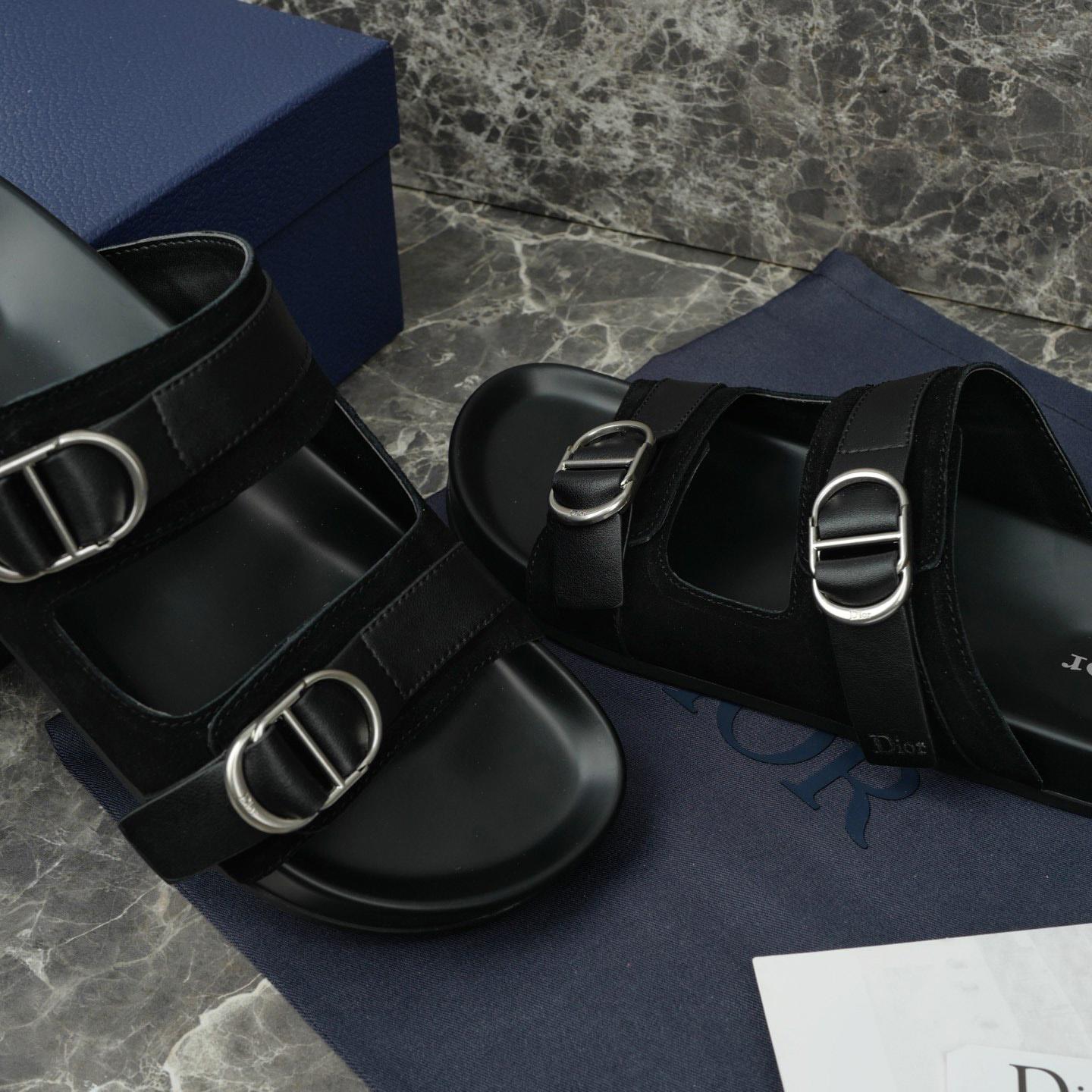 Dior Aqua Sandal - FashionPlug