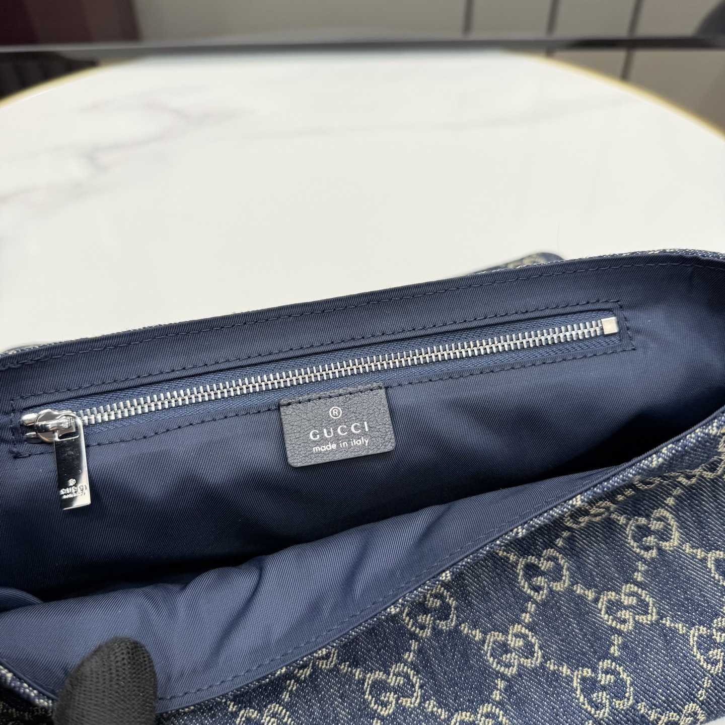 Gucci Madison Medium Shoulder Bag - FashionPlug