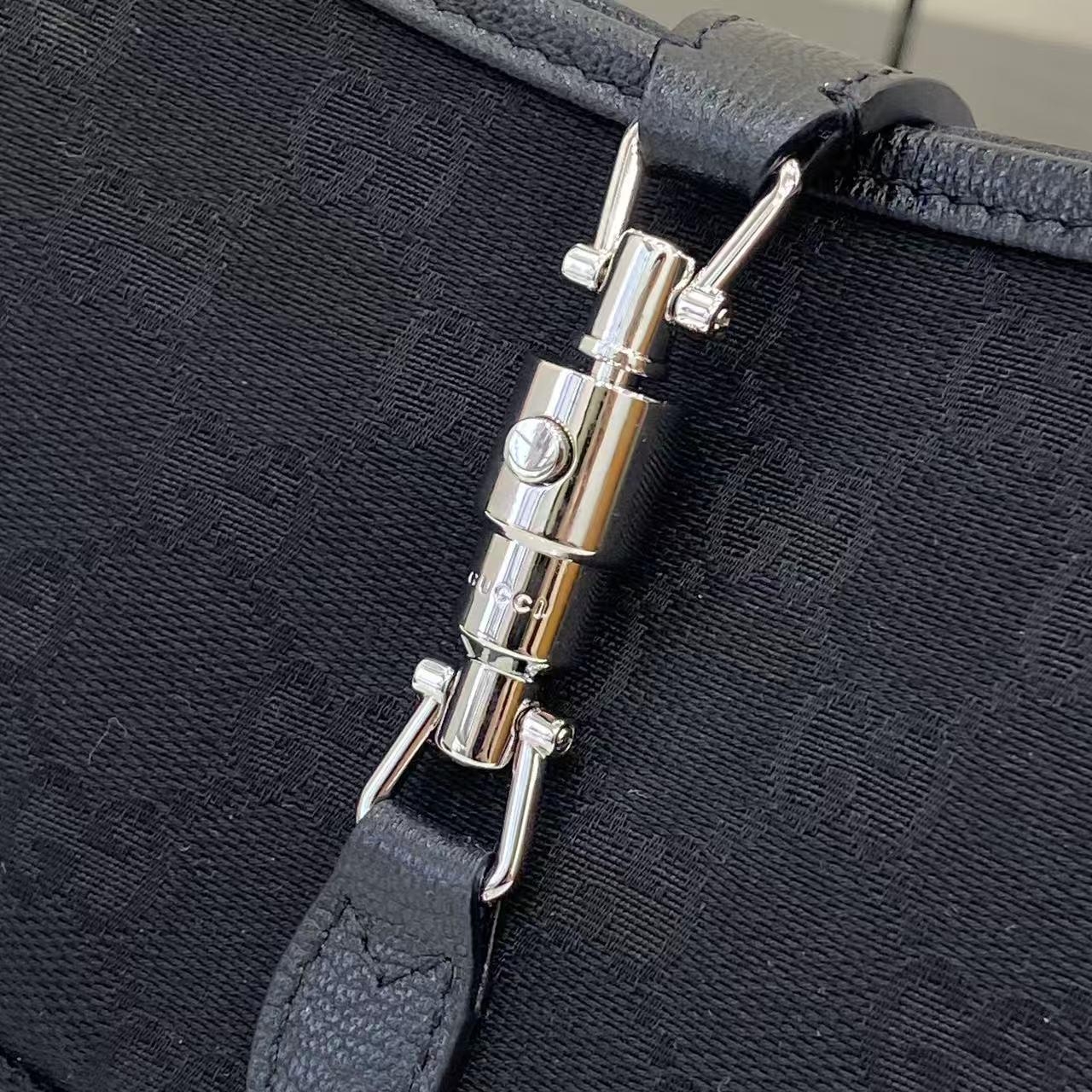 Gucci Jackie Slim Medium Shoulder Bag  - FashionPlug