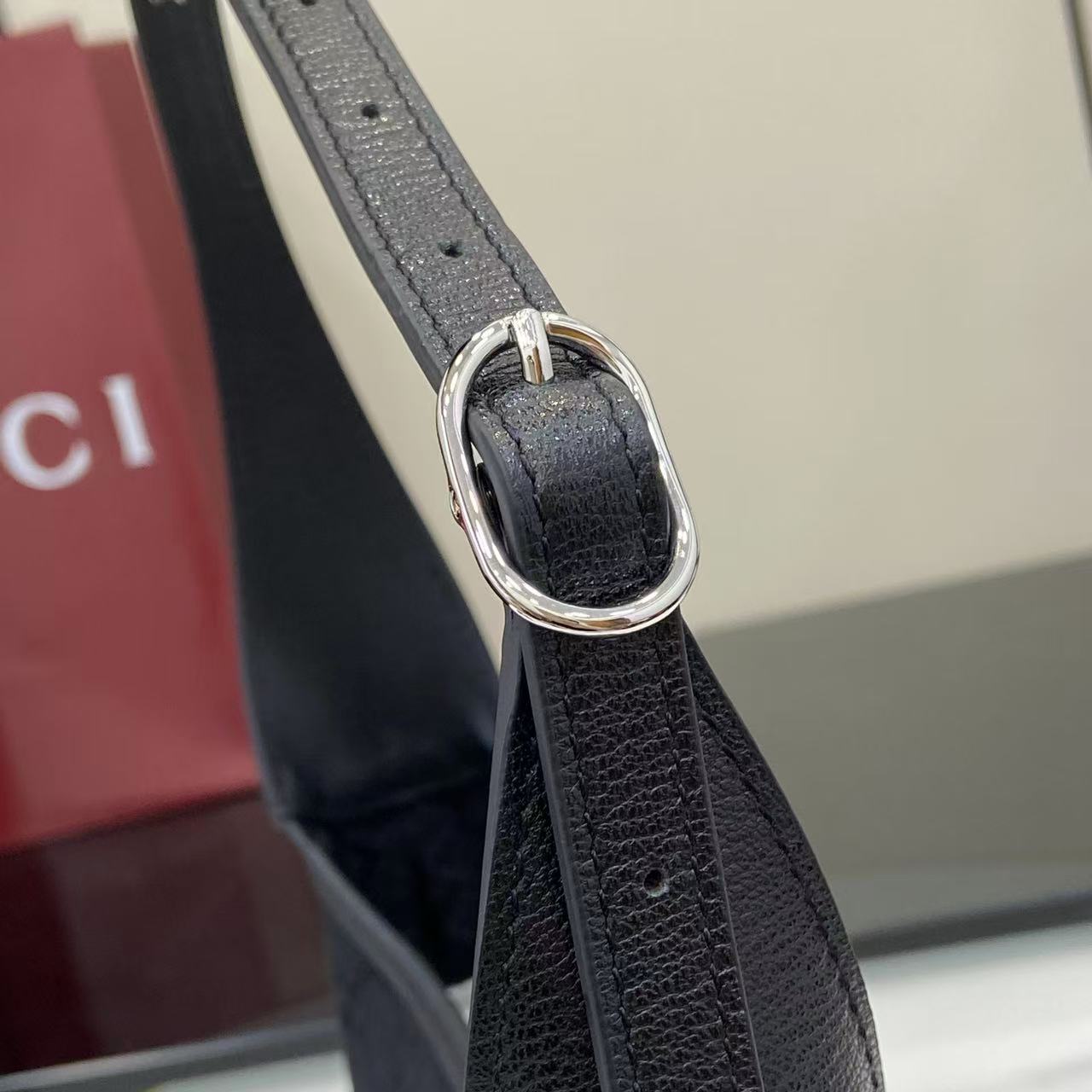 Gucci Jackie Slim Medium Shoulder Bag  - FashionPlug