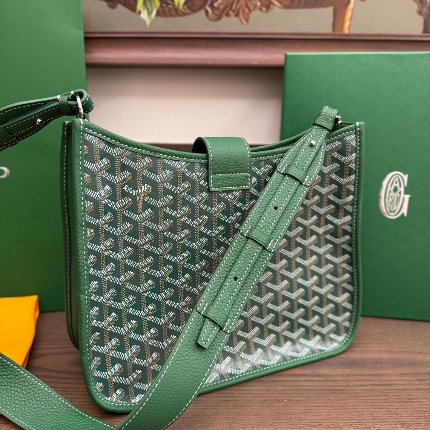 Goyard Musette Bag - FashionPlug