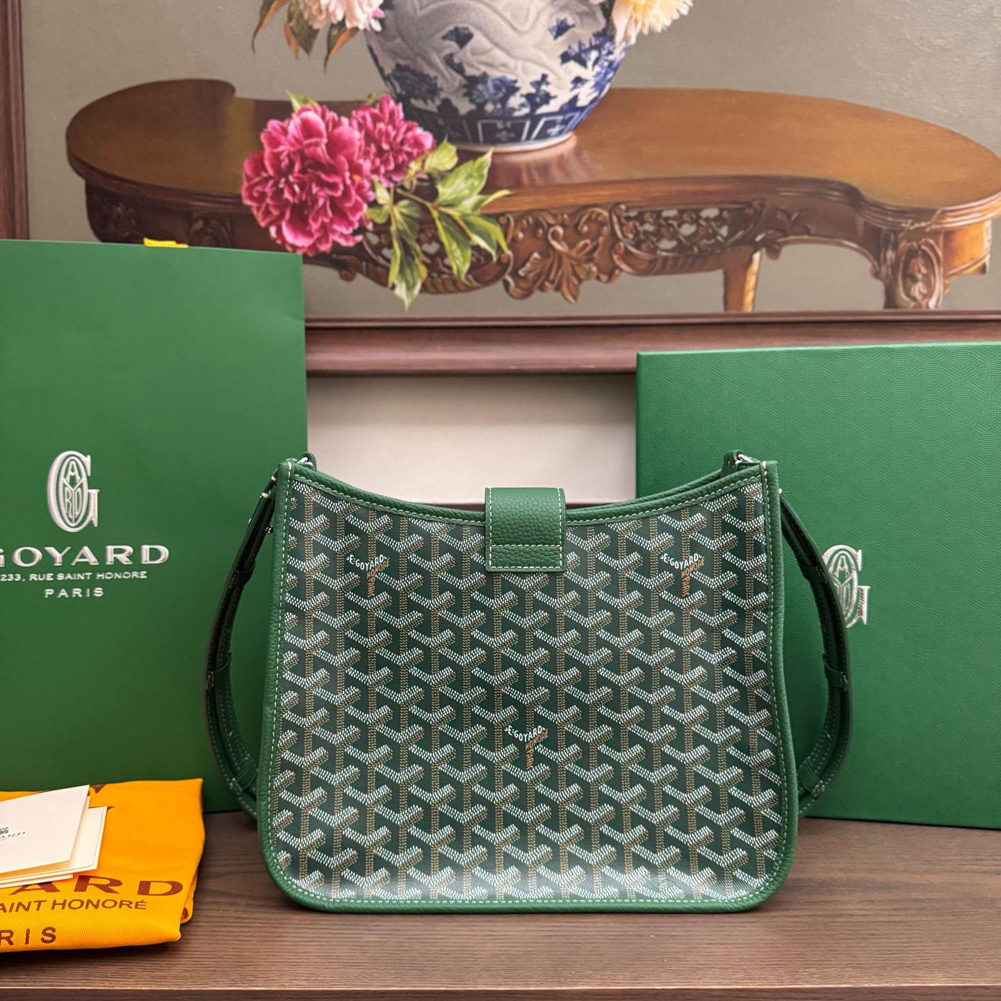 Goyard Musette Bag - FashionPlug