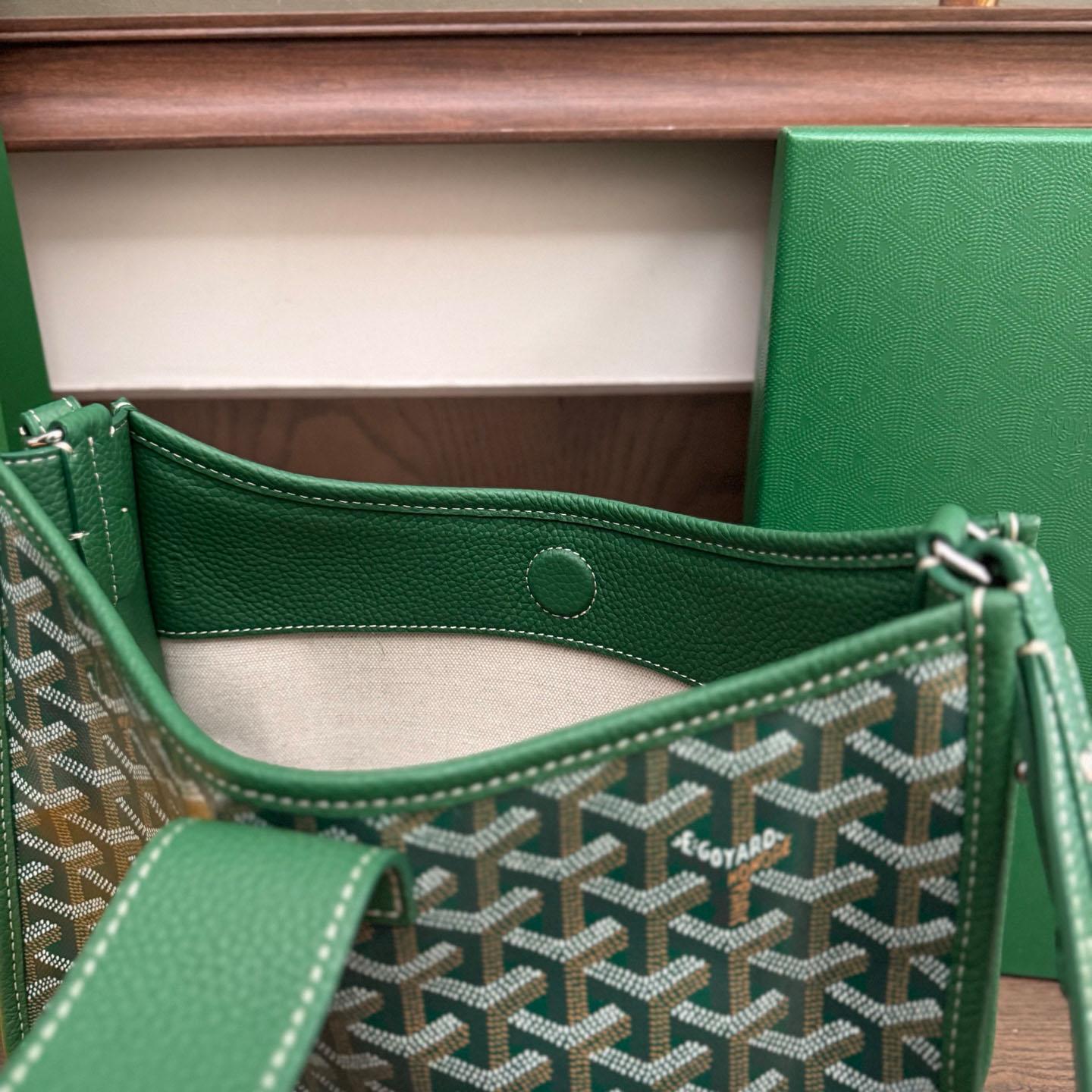 Goyard Musette Bag - FashionPlug