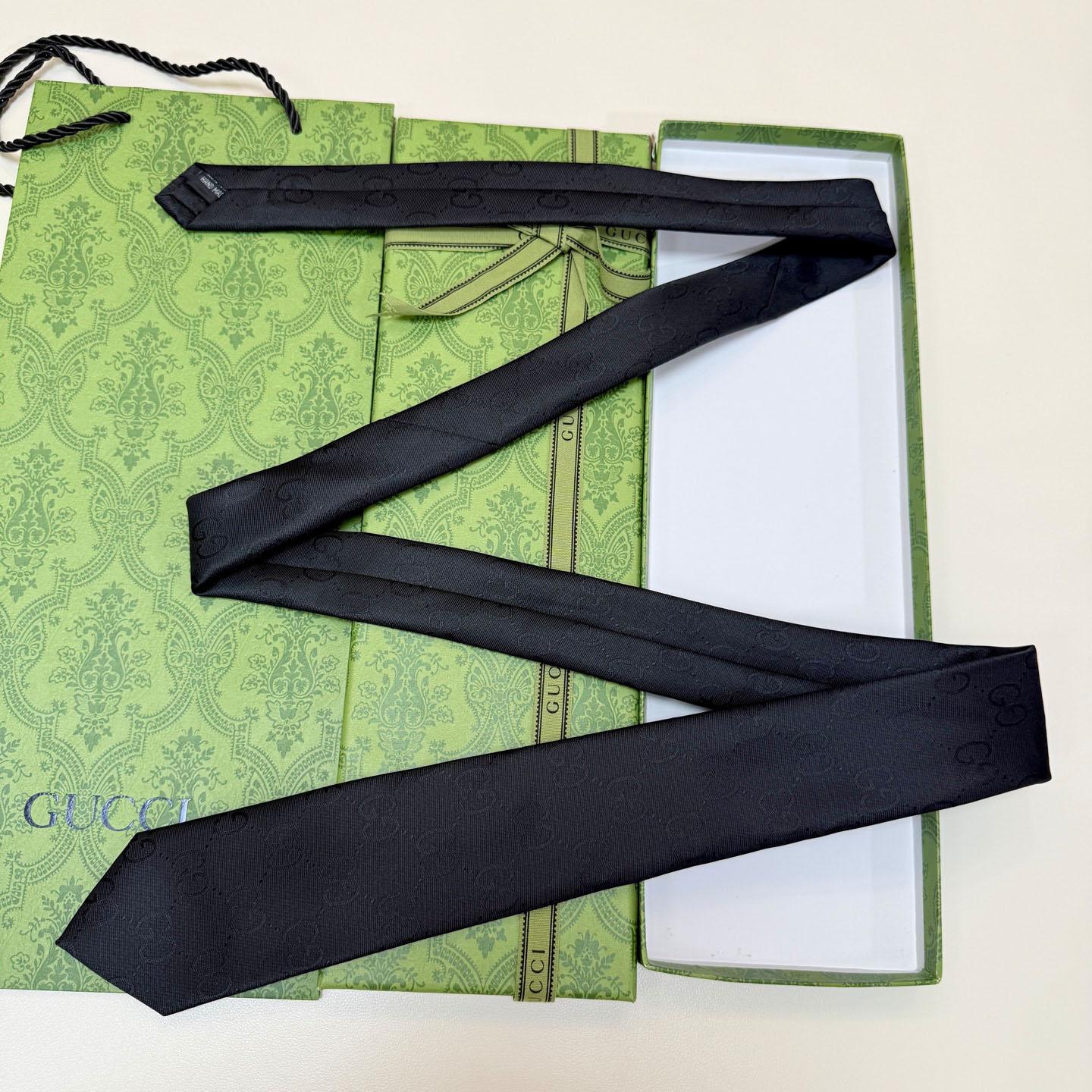 Gucci GG Silk Cotton Tie - FashionPlug