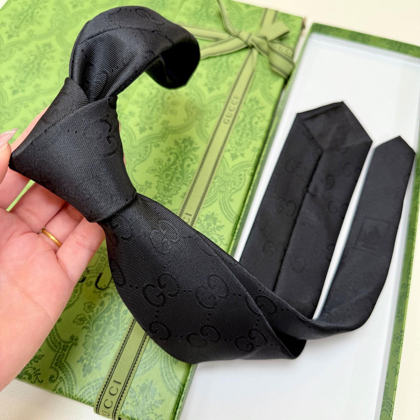Gucci GG Silk Cotton Tie - FashionPlug