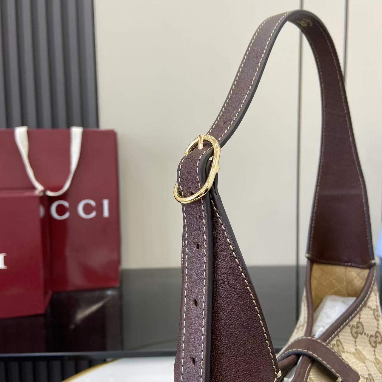 Gucci Jackie 1961 Medium Shoulder Bag - FashionPlug