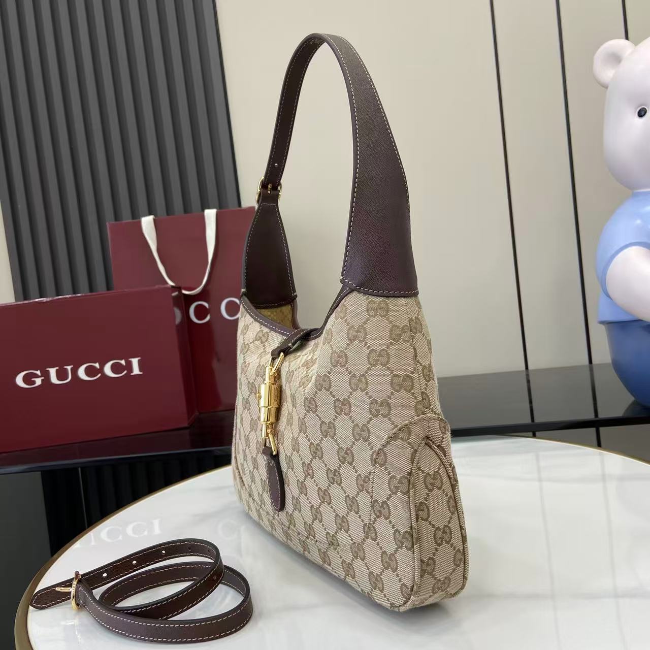 Gucci Jackie 1961 Medium Shoulder Bag - FashionPlug