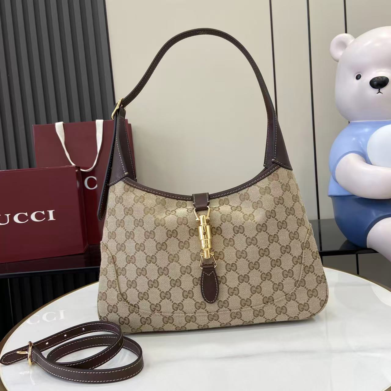 Gucci Jackie 1961 Medium Shoulder Bag - FashionPlug