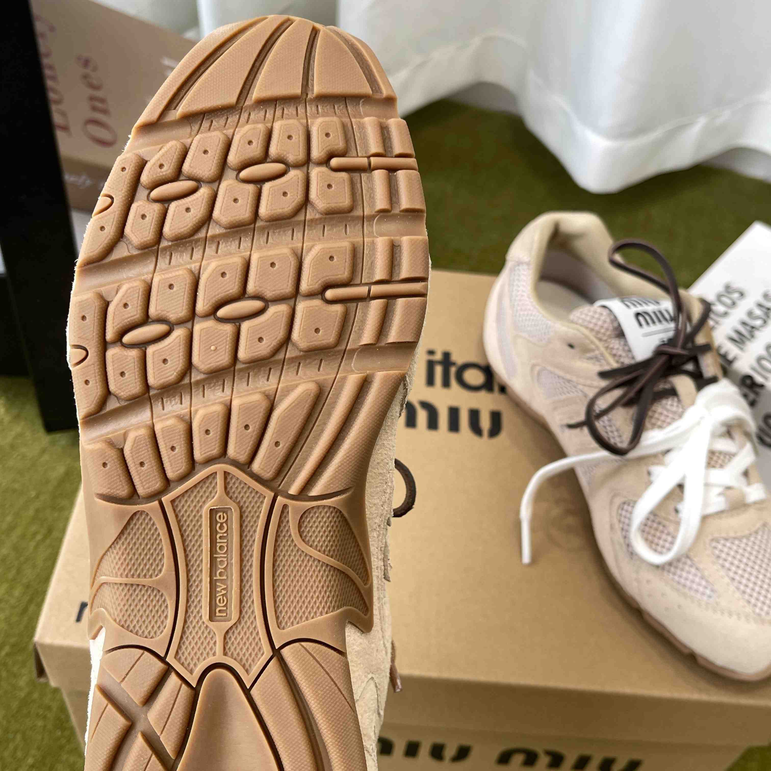 New Balance X Miu Miu 530 SL Suede And Mesh Sneakers - FashionPlug