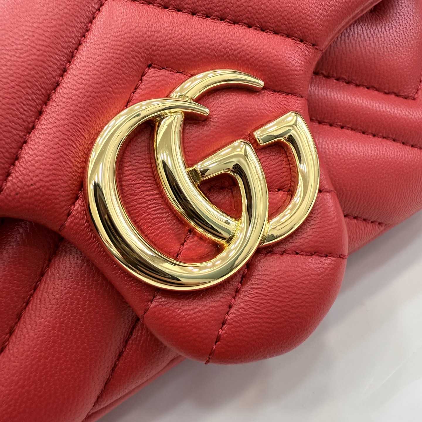 Gucci GG Marmont Mini Shoulder Bag - FashionPlug