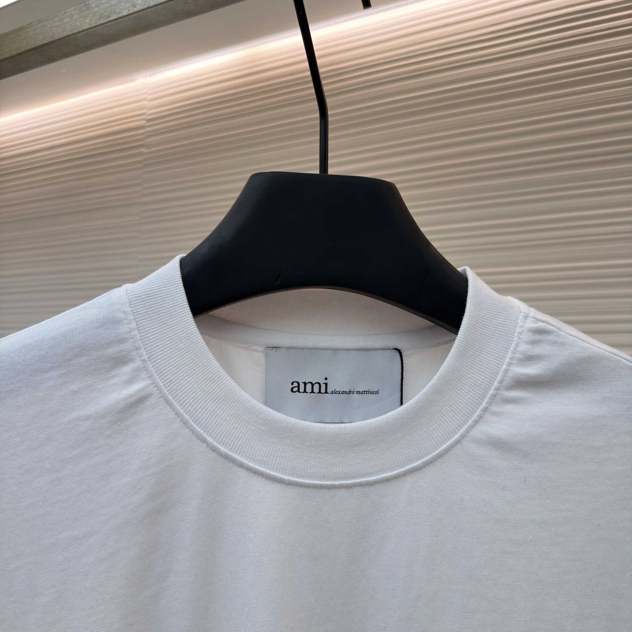 AMI Paris Black Cotton Ami De Coeur T-shirt - FashionPlug