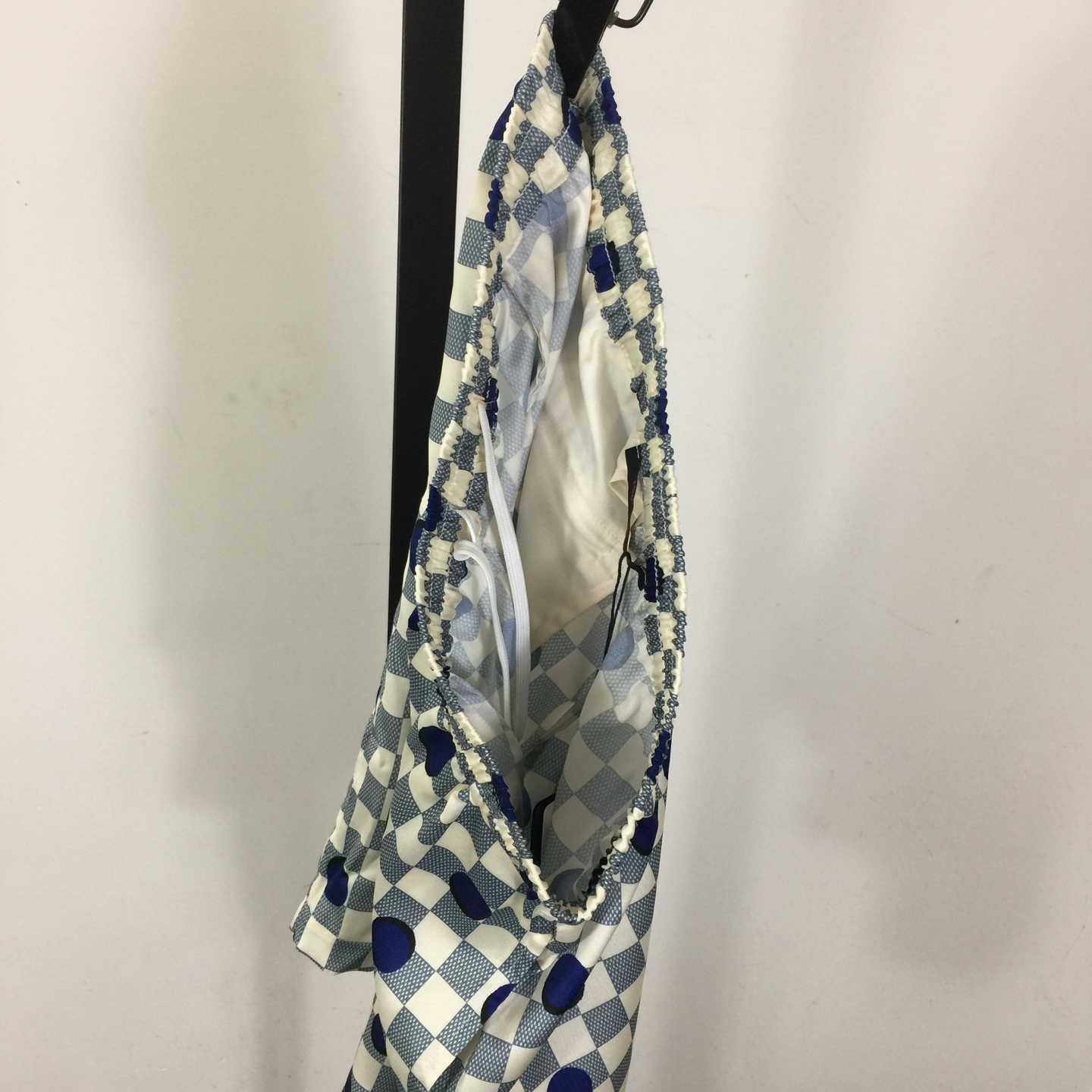 Louis Vuitton Damier Silk Shorts   1AK760 - FashionPlug