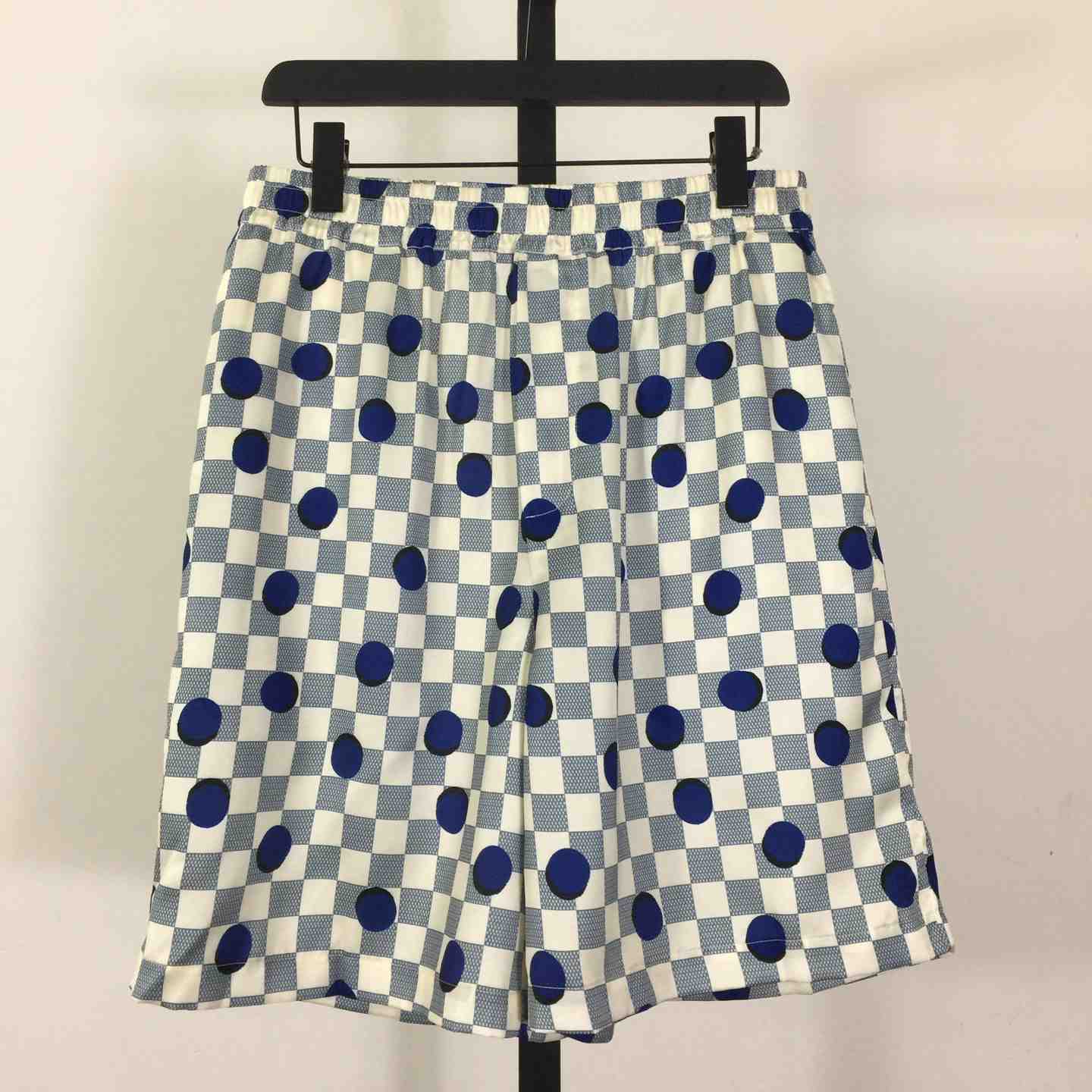 Louis Vuitton Damier Silk Shorts   1AK760 - FashionPlug