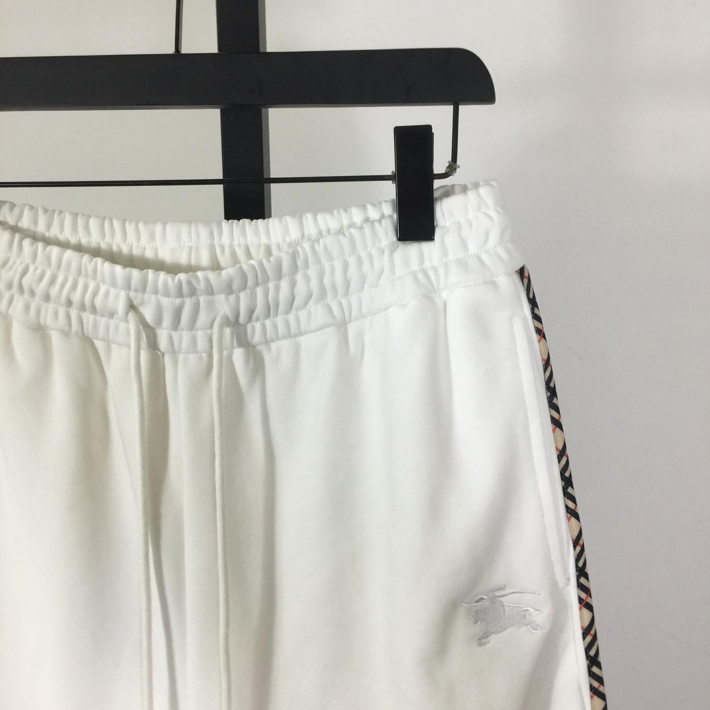 Burberry Men's Bermuda shorts  - FashionPlug