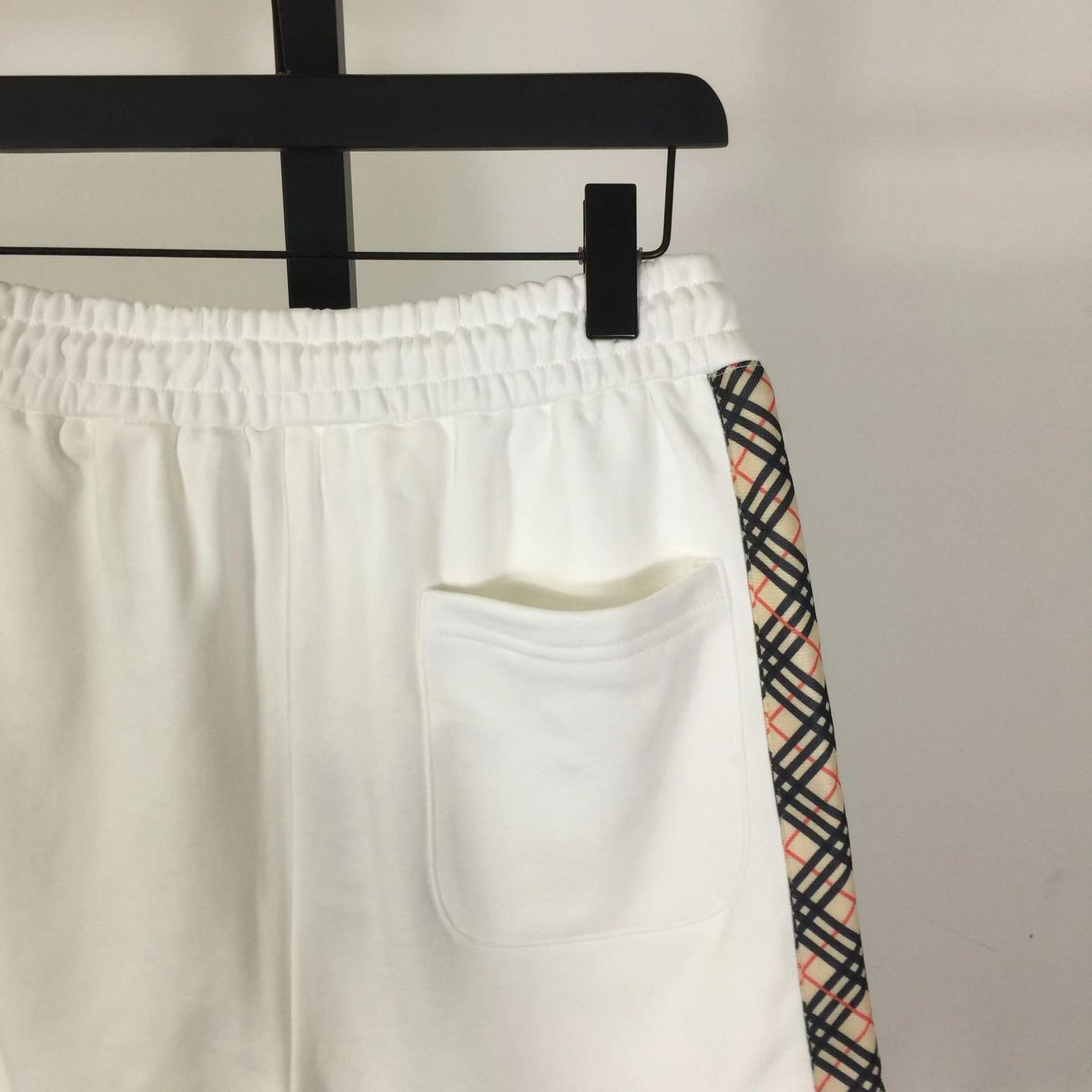 Burberry Men's Bermuda shorts  - FashionPlug
